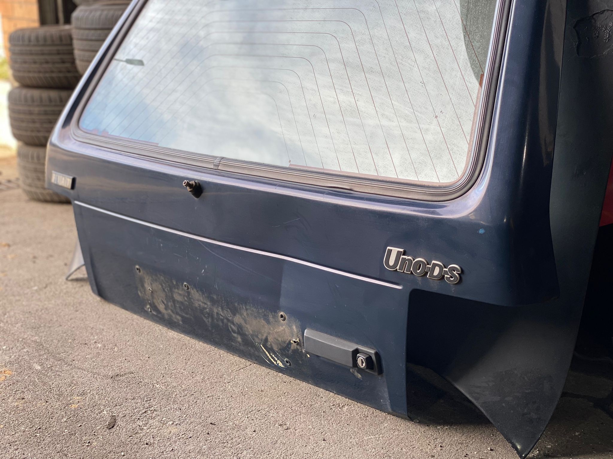 Tampa da Mala FIAT UNO (146_) | 83 - 06 Imagem-1