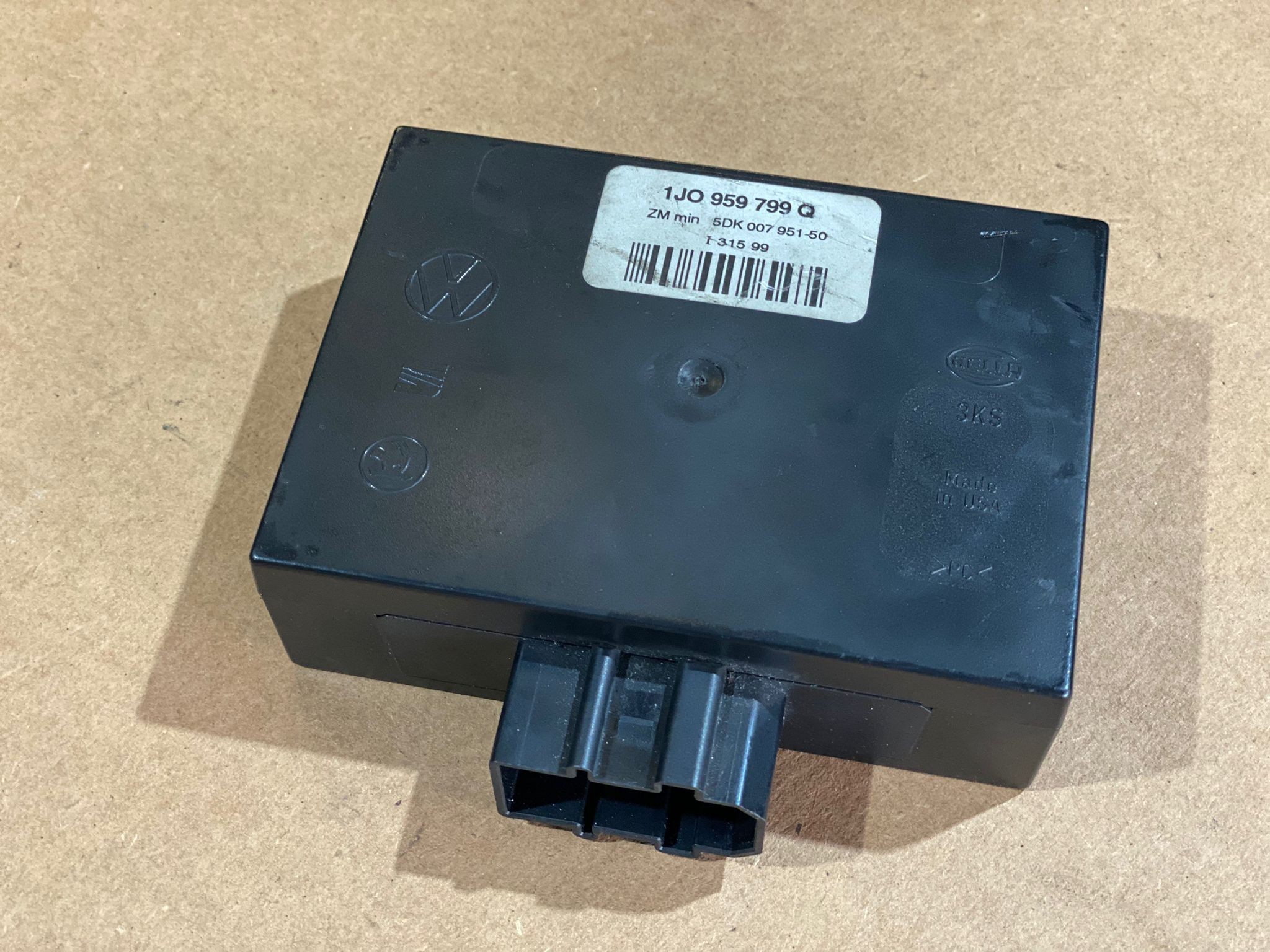 Kit de Centralina c/ imobilizador VOLKSWAGEN GOLF IV (1J1) | 97 - 07 Imagem-2