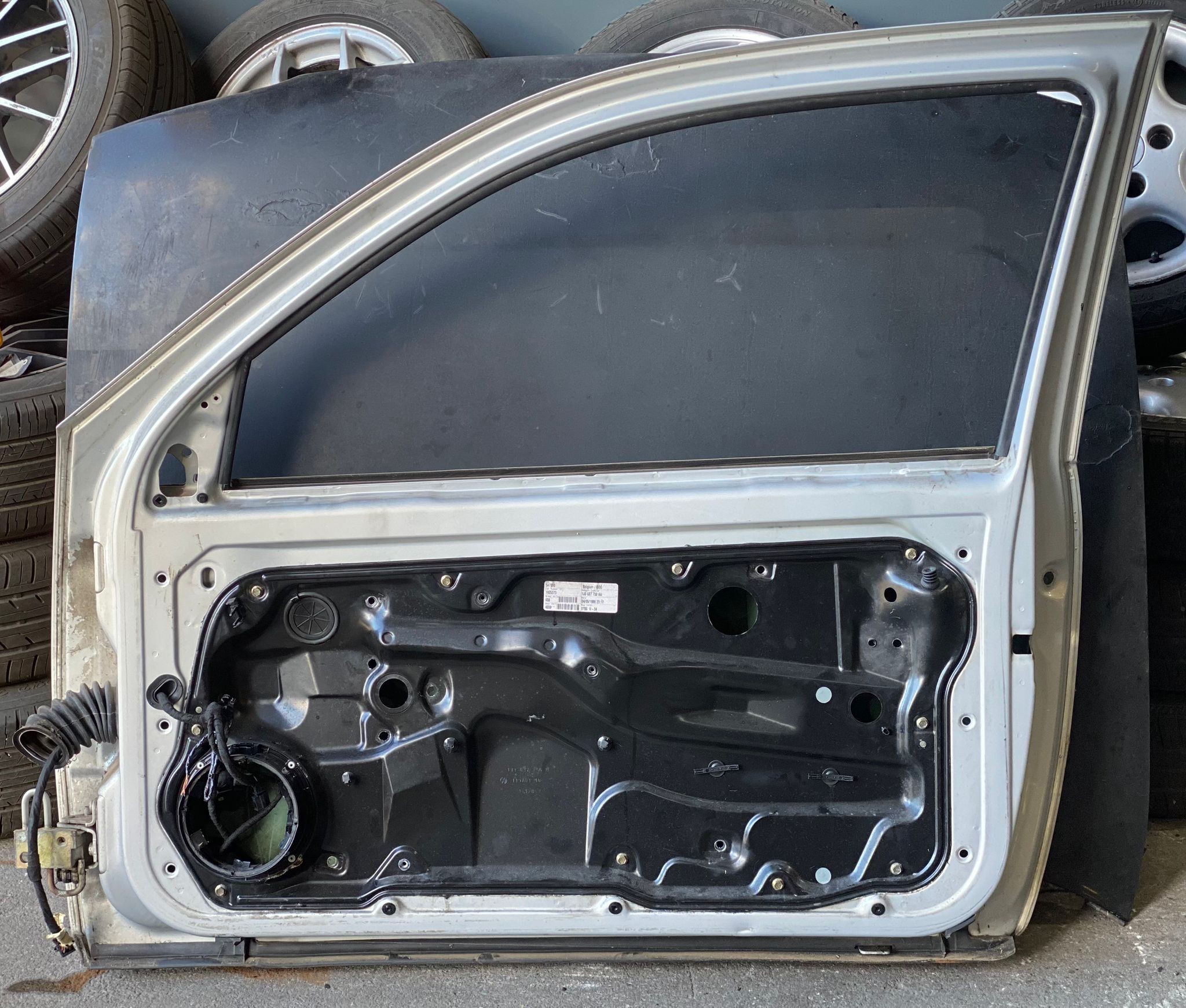 Front Door Right  VOLKSWAGEN GOLF IV (1J1) | 97 - 07 Imagem-3