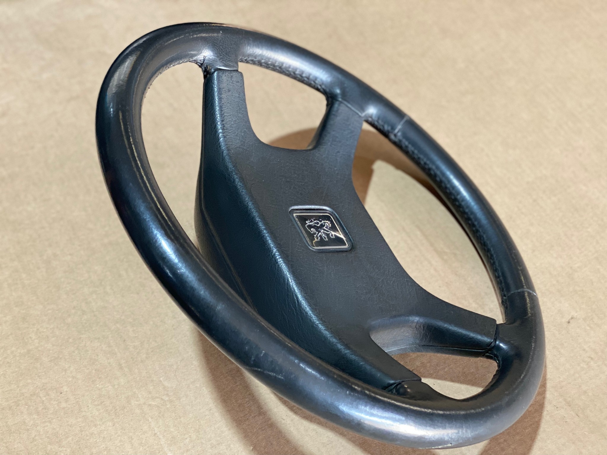 Volante PEUGEOT 605 (6B) | 89 - 99 Imagem-1