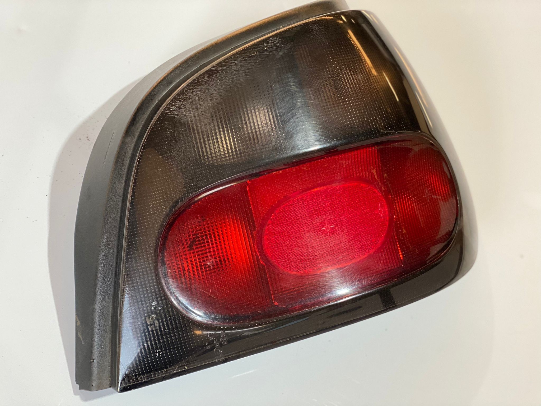 Farolim Stop Dto RENAULT MEGANE I (BA0/1_) | 95 - 04 Imagem-1