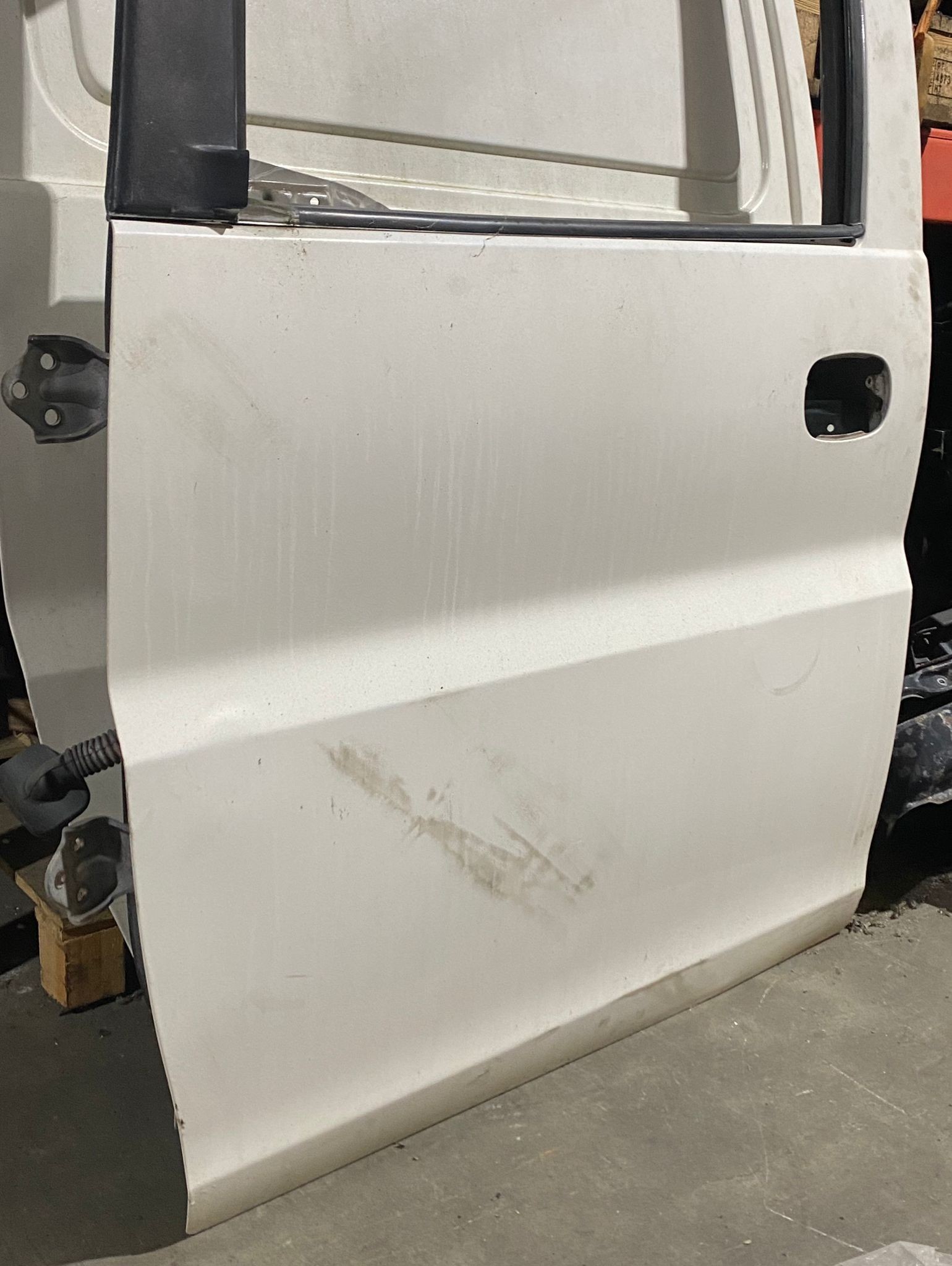 Porta Frente Esq HYUNDAI H-1 / STAREX Veículo multiuso (A1) | 97 -  Imagem-1