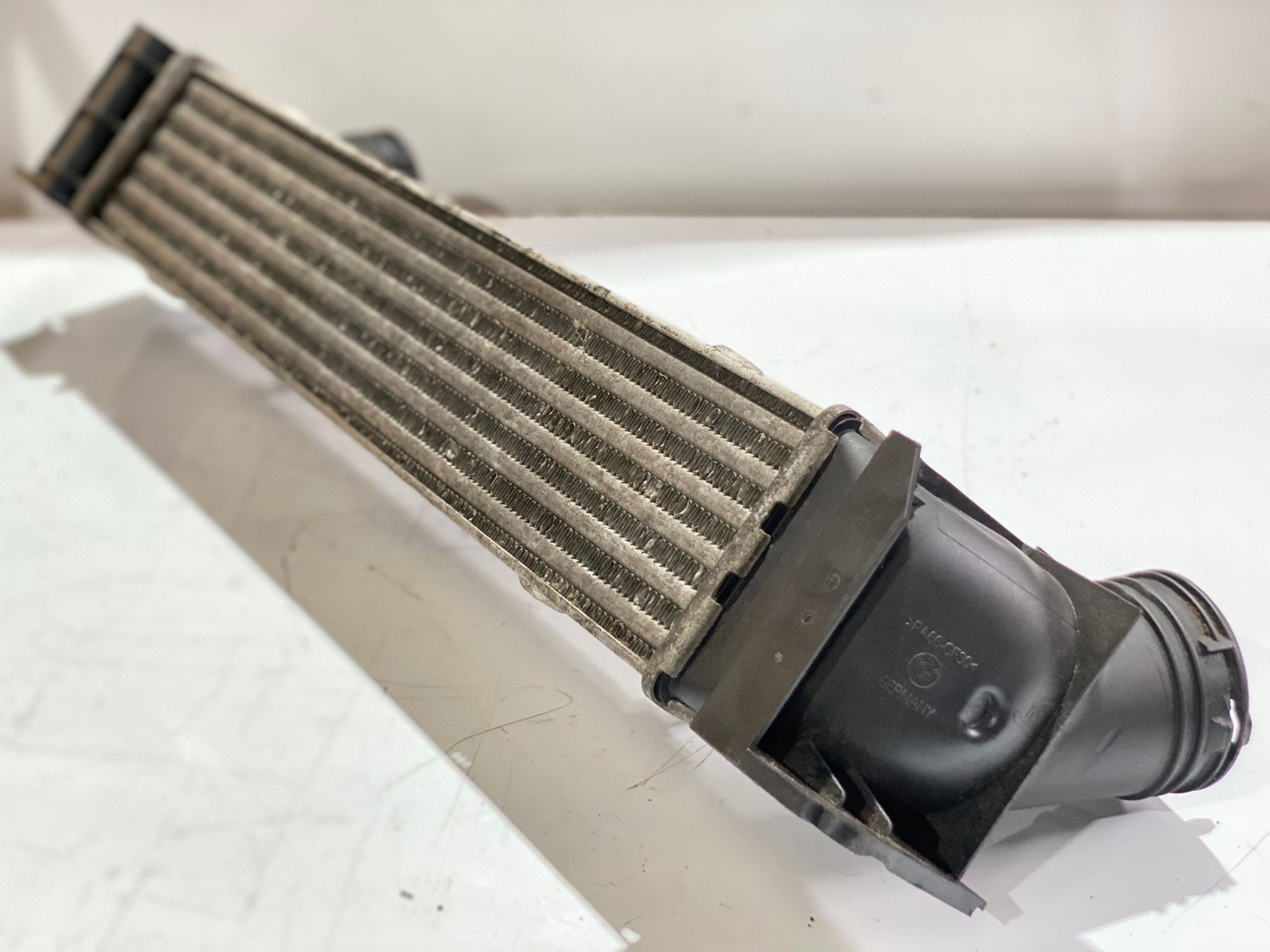 Radiador do Intercooler BMW 1 (E81) | 06 - 12 Imagem-1