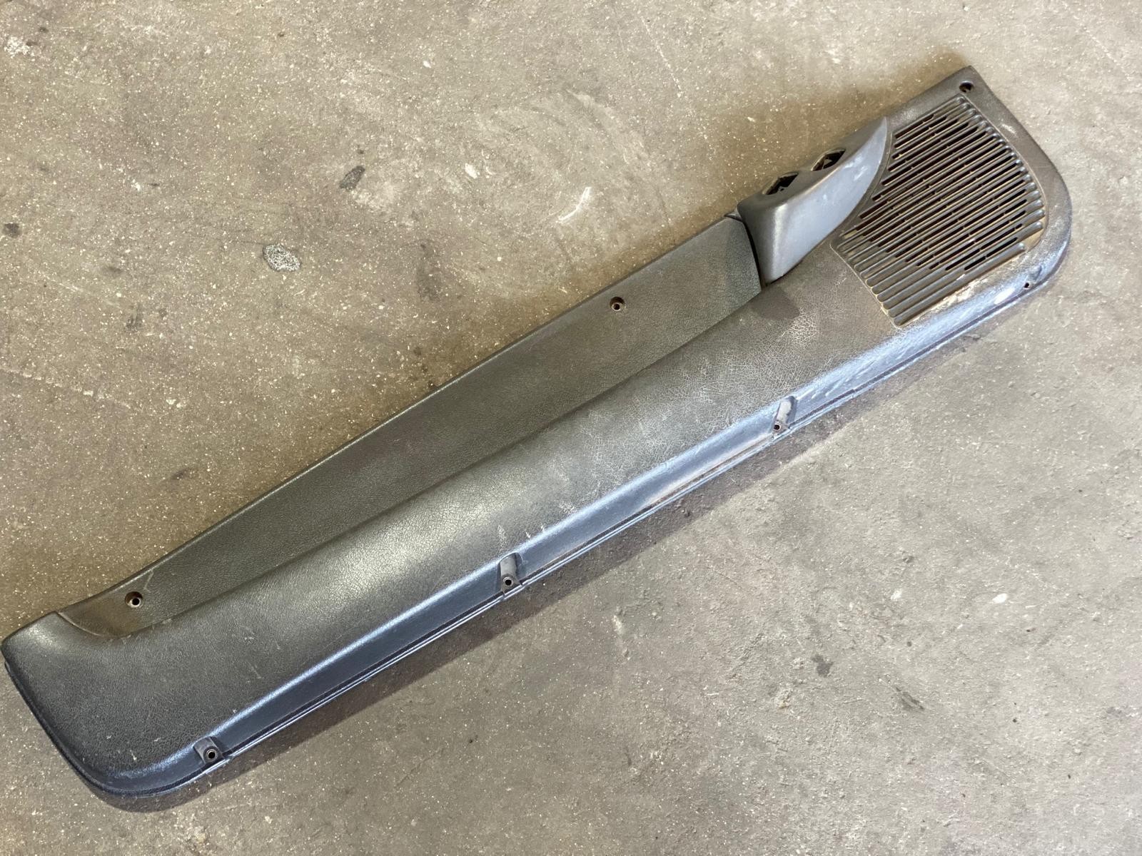 Tampa Coluna Porta frt esq OPEL CORSA B (S93) | 93 - 02