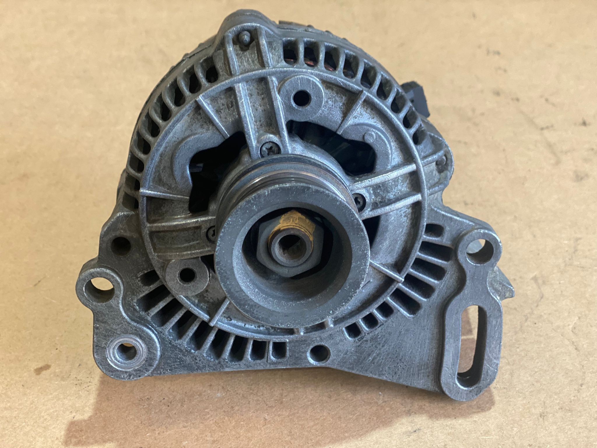 Alternador SEAT IBIZA II (6K1) | 93 - 02 Imagem-1