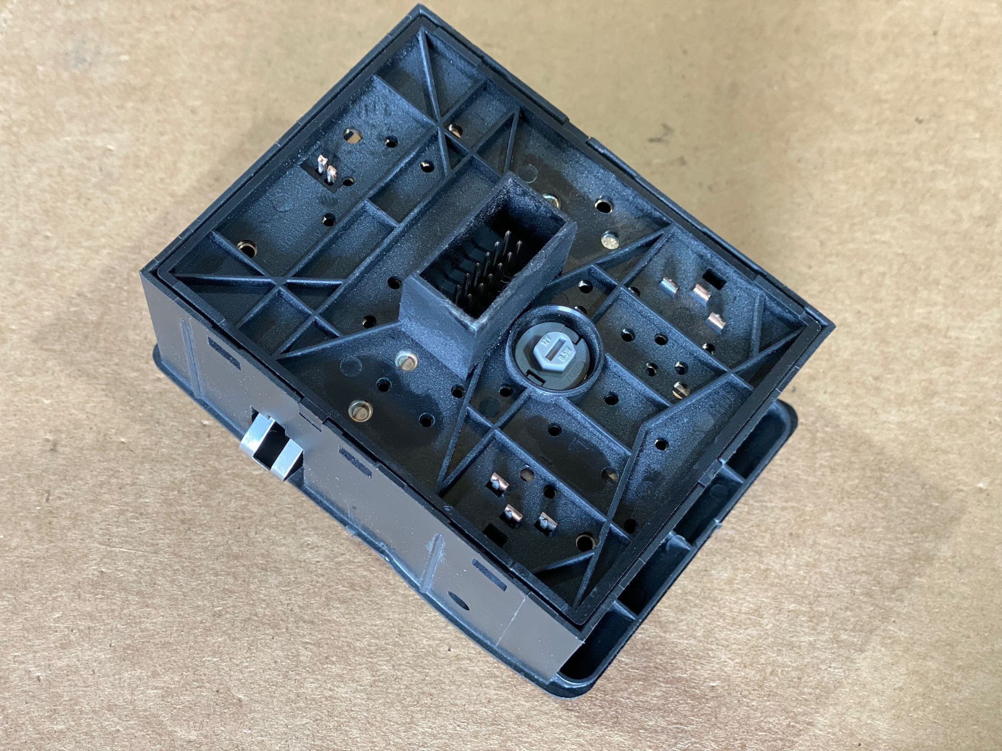 Comutador de Luzes OPEL CORSA C (X01) | 00 - 09 Imagem-1