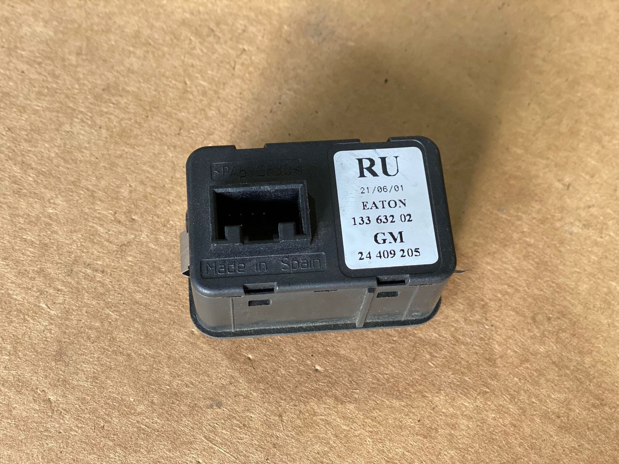 Comutador / Interruptores Elevadores dos Vidros OPEL CORSA C (X01) | 00 - 09 Imagem-1