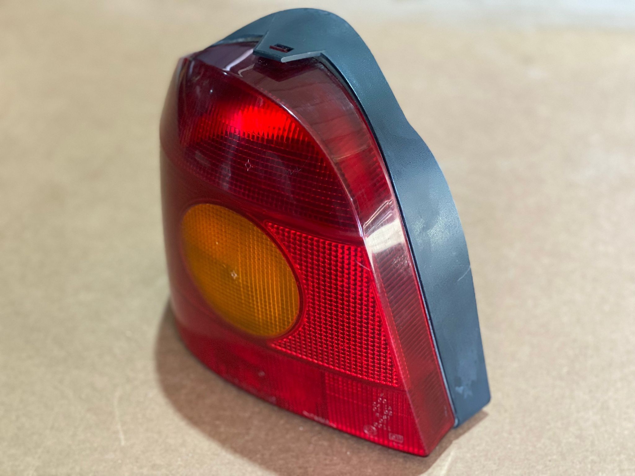 Left Tail Light  RENAULT TWINGO I (C06_) | 93 - 12 Imagem-1