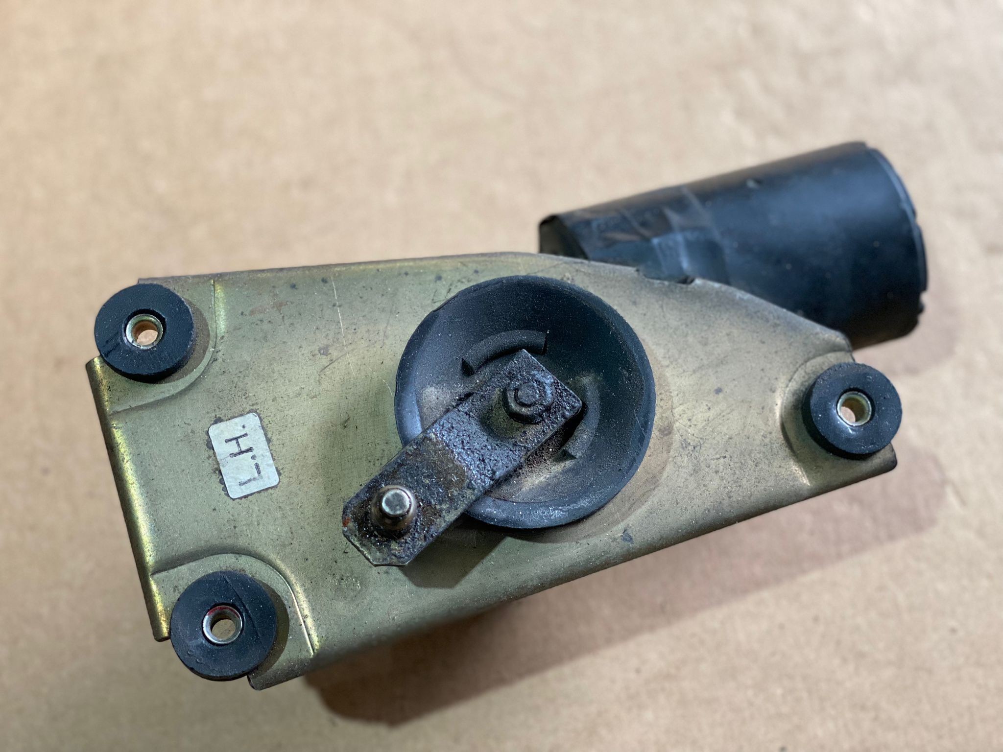Motor das Escovas do Parabrisas OPEL CORSA A TR (S83) | 82 - 93 Imagem-1