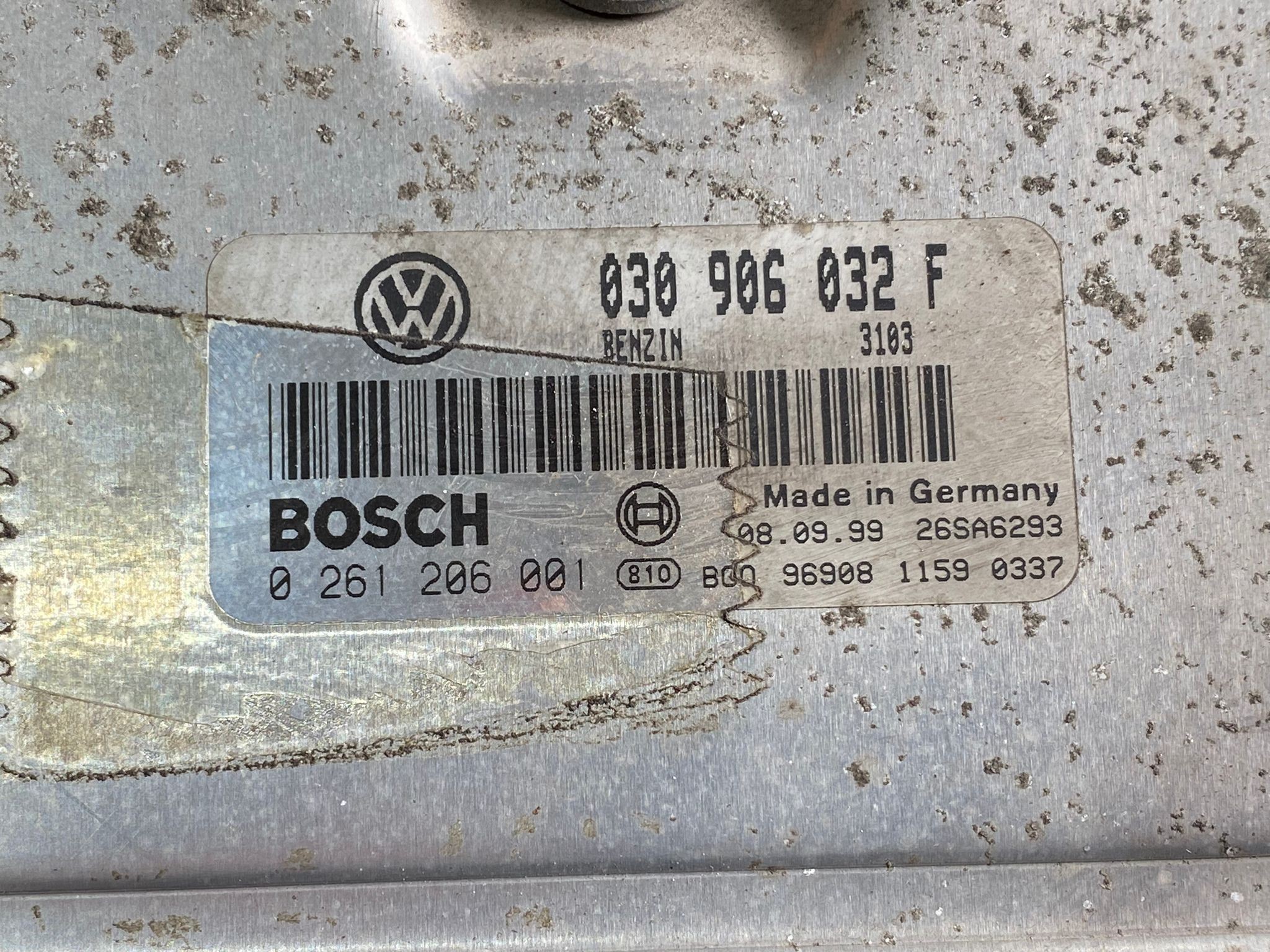 Engine Module VOLKSWAGEN POLO (6N2) | 99 - 01 Imagem-1