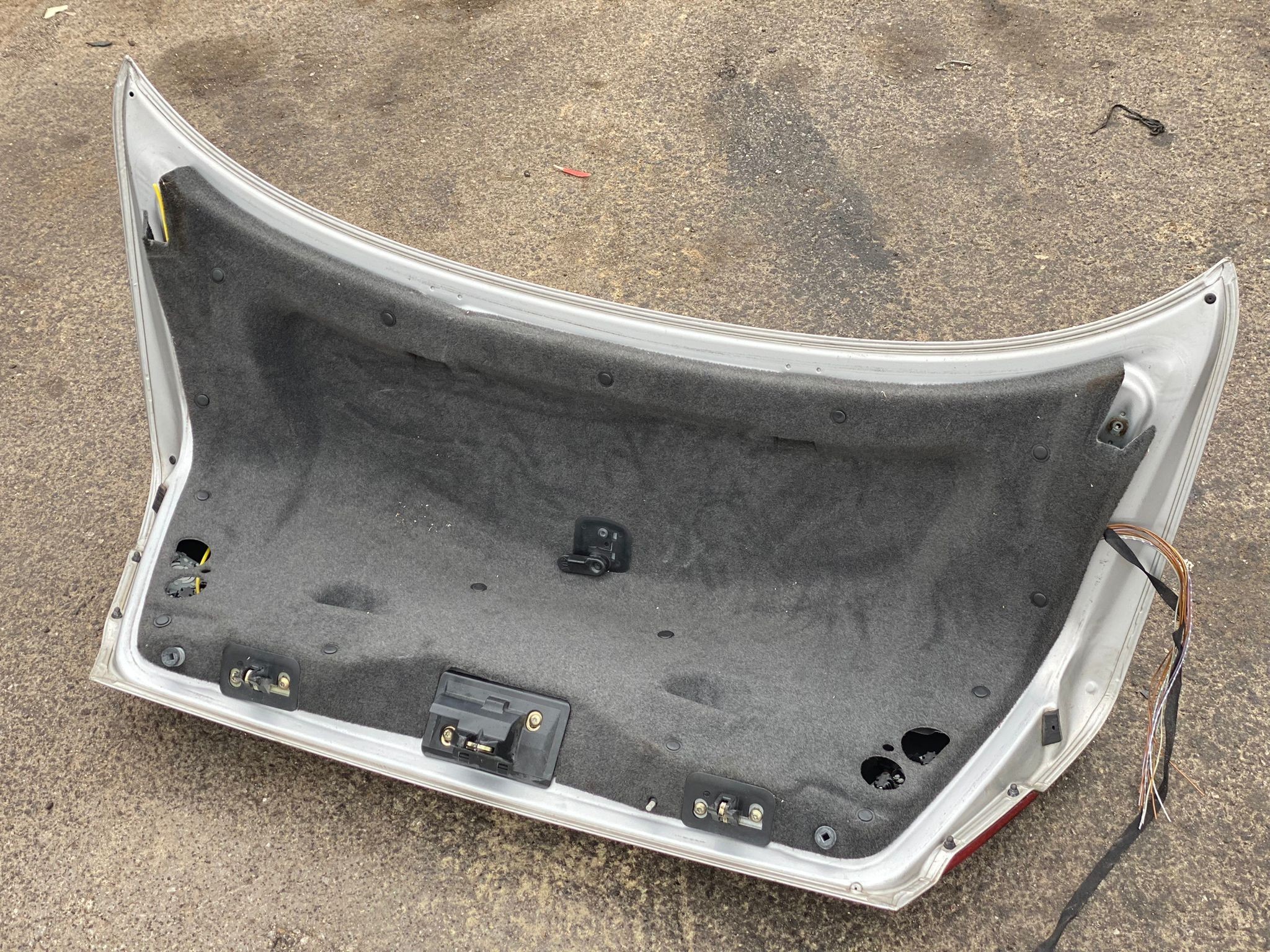Tampa da Mala MERCEDES-BENZ E-CLASS (W210) | 95 - 03 Imagem-3