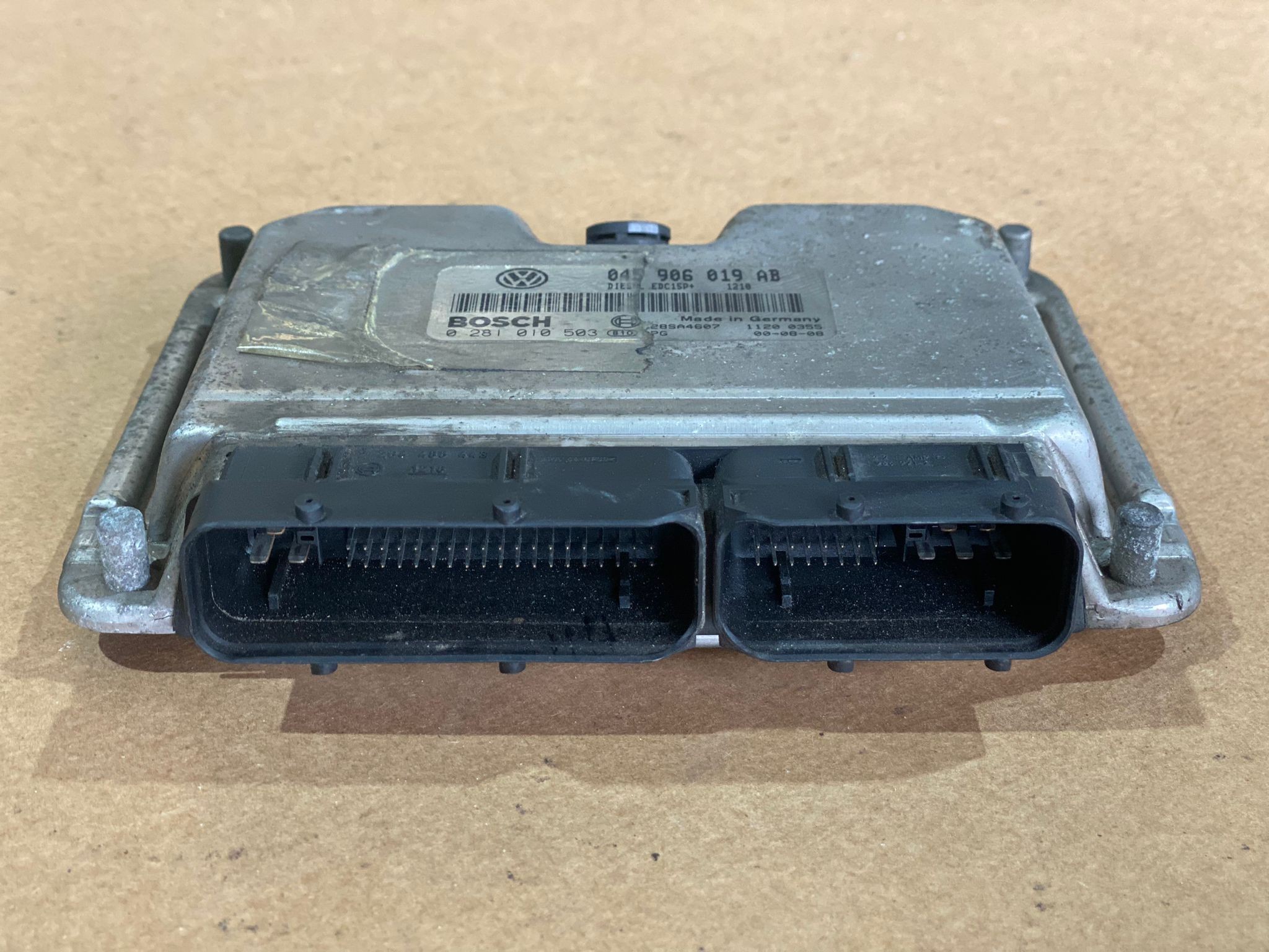 Engine Module VOLKSWAGEN POLO (6N2) | 99 - 01 Imagem-1