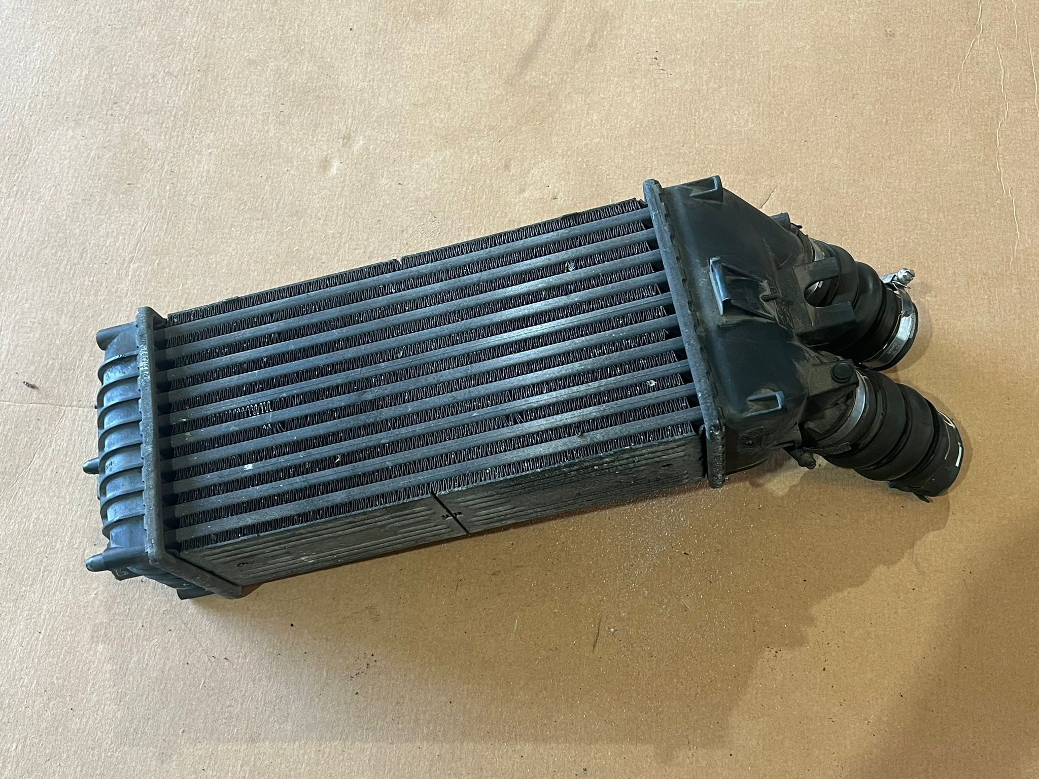 Radiador do Intercooler PEUGEOT PARTNER Caixa | 08 -  Imagem-2
