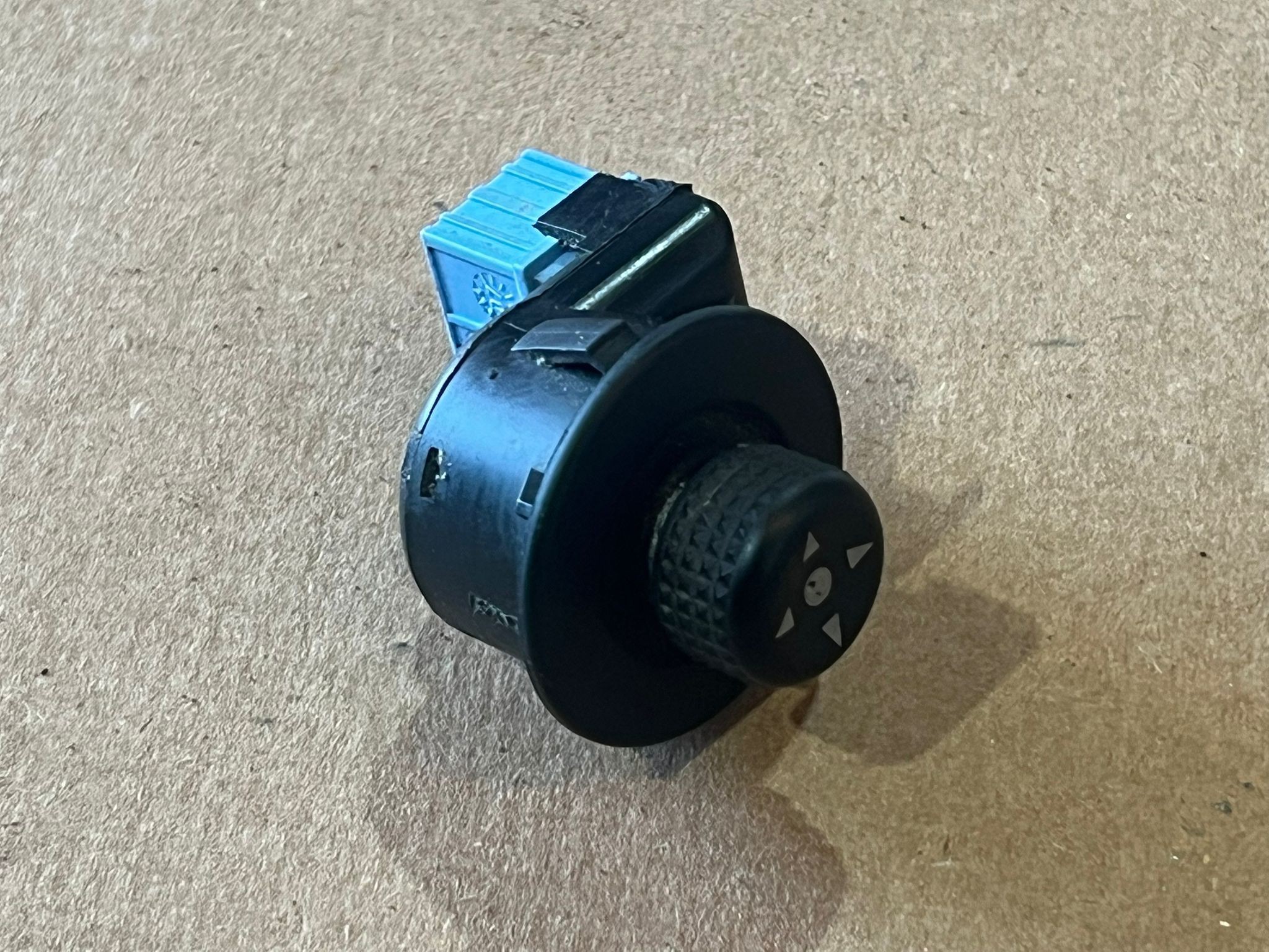 Botão / Interruptor de Regular Retrovisores  PEUGEOT PARTNER Caixa | 08 -  Imagem-2