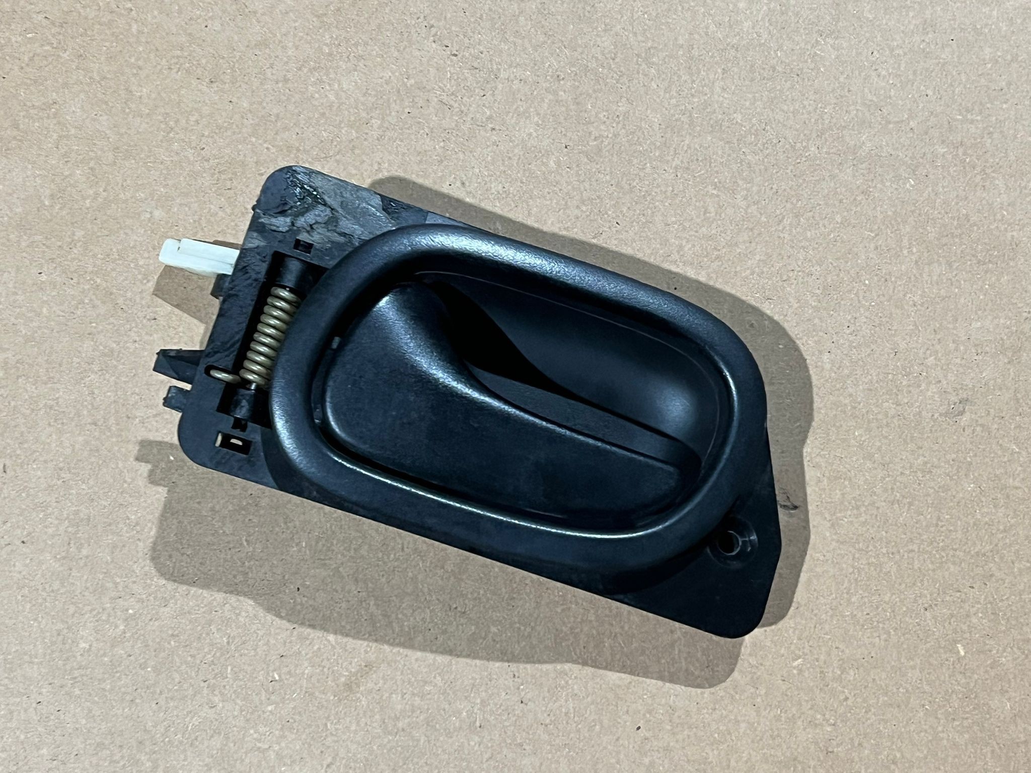 Puxador interior frt esq RENAULT LAGUNA I (B56_, 556_) | 93 - 02 Imagem-2