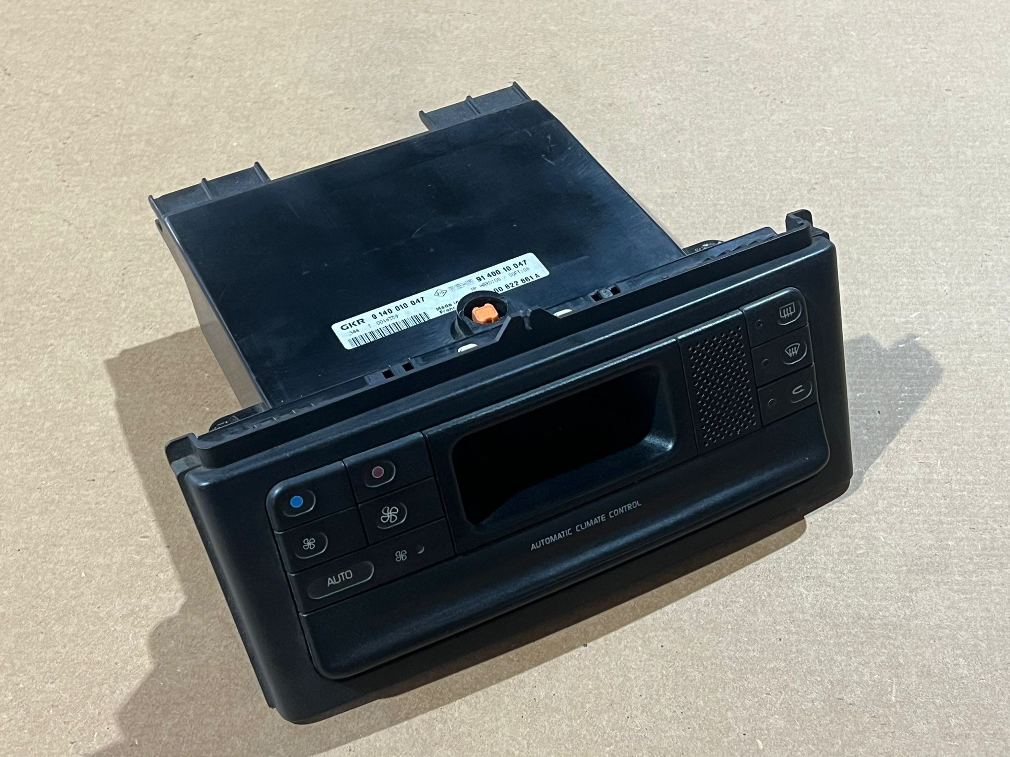 Módulo / Consola de Chaufagem RENAULT LAGUNA I (B56_, 556_) | 93 - 02 Imagem-1