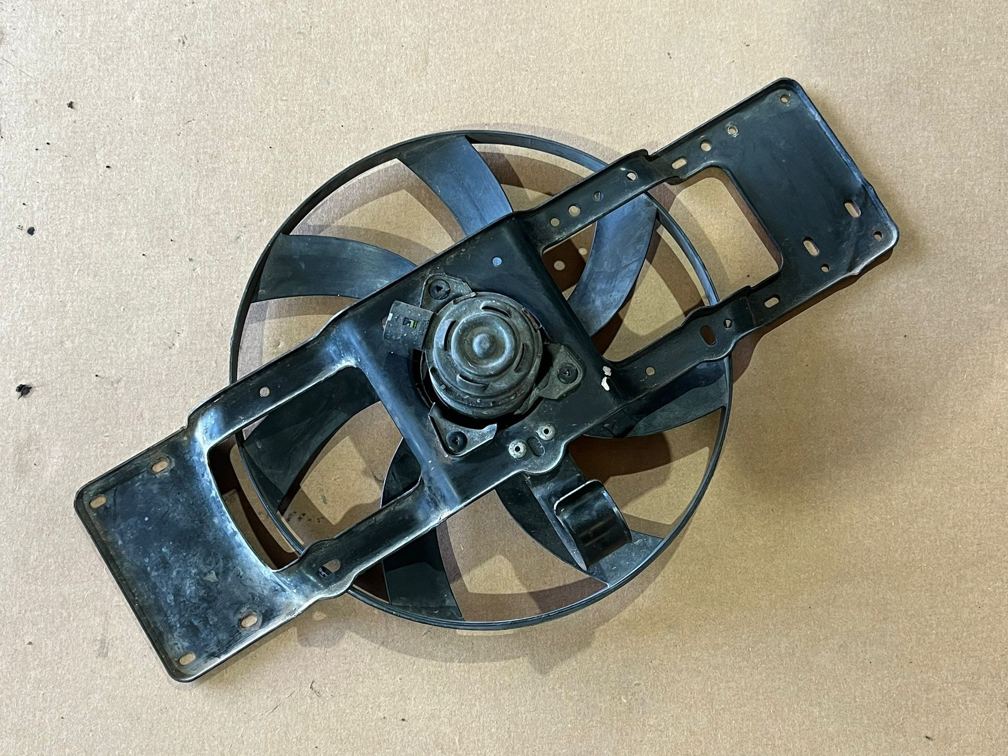 Termoventilador RENAULT CLIO II (BB_, CB_) | 98 -  Imagem-1