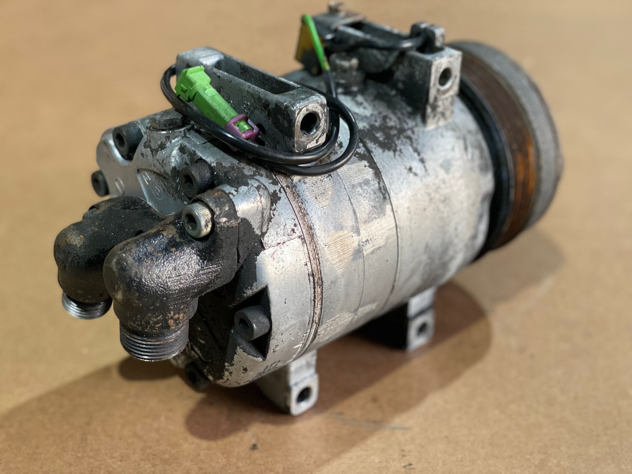 A/C Copmpressor AUDI 80 (8C2, B4) | 91 - 95 Imagem-2