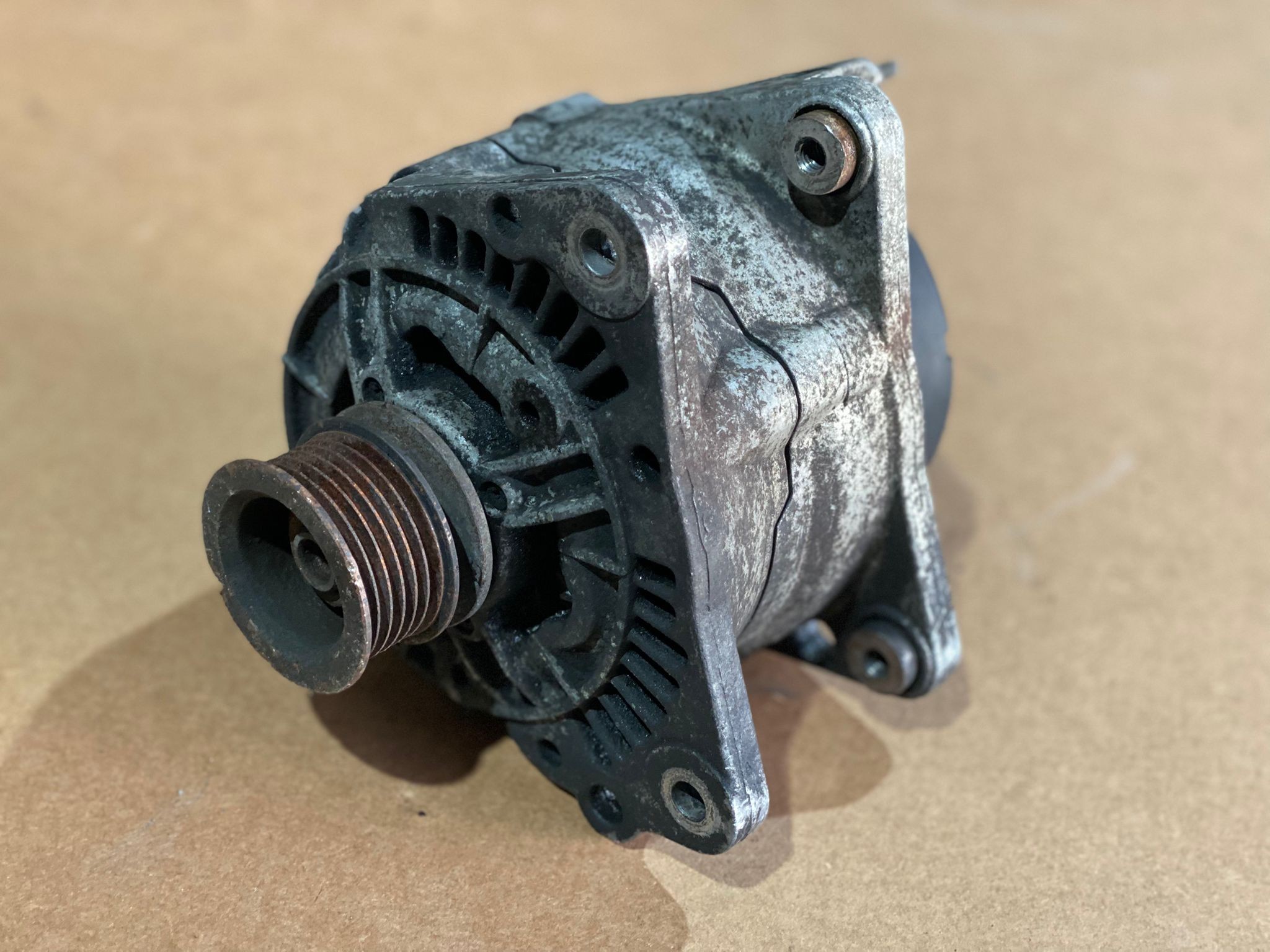 Alternator AUDI 80 (8C2, B4) | 91 - 95 Imagem-2