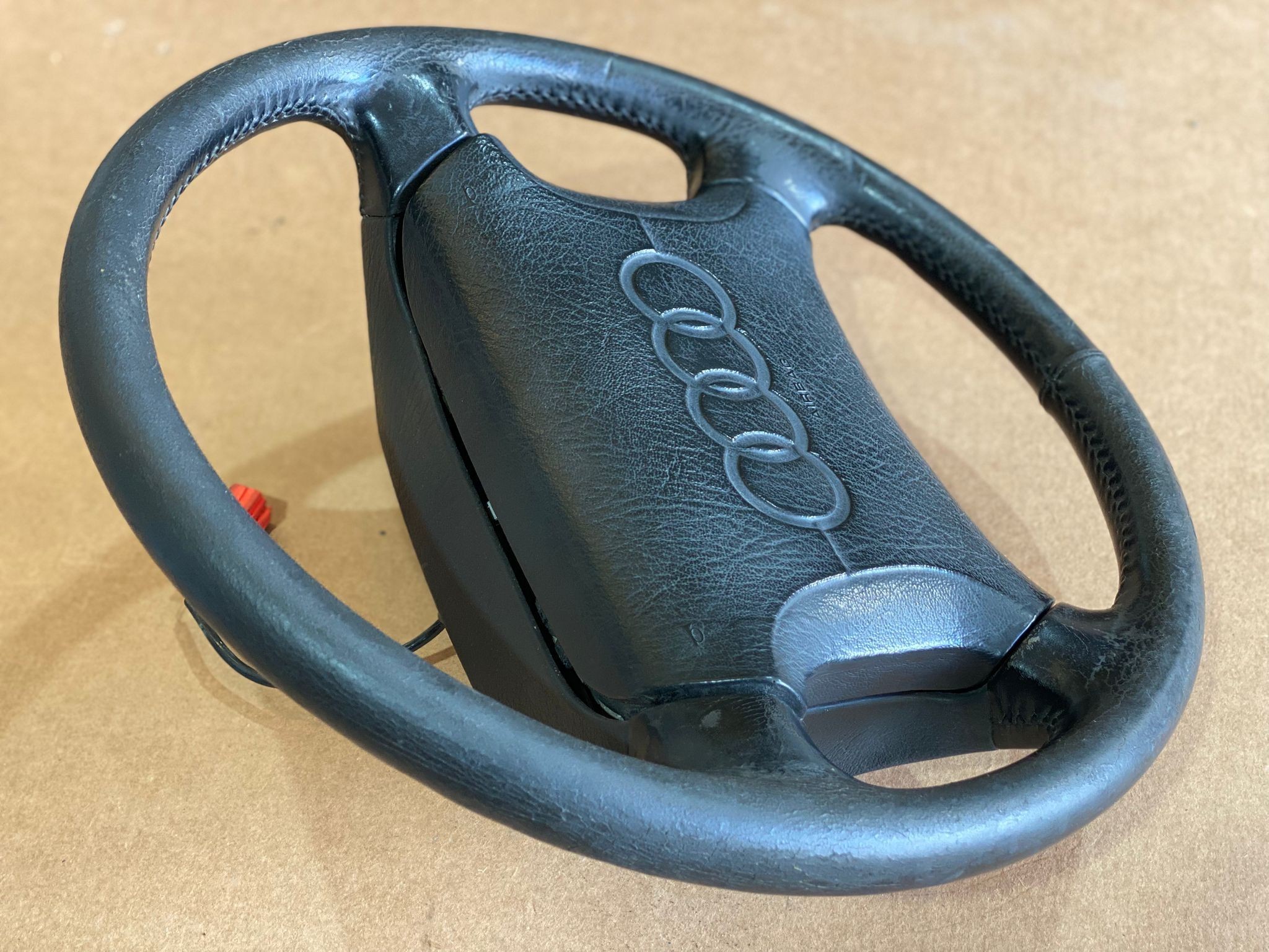 Driver Airbag AUDI 80 (8C2, B4) | 91 - 95 Imagem-1
