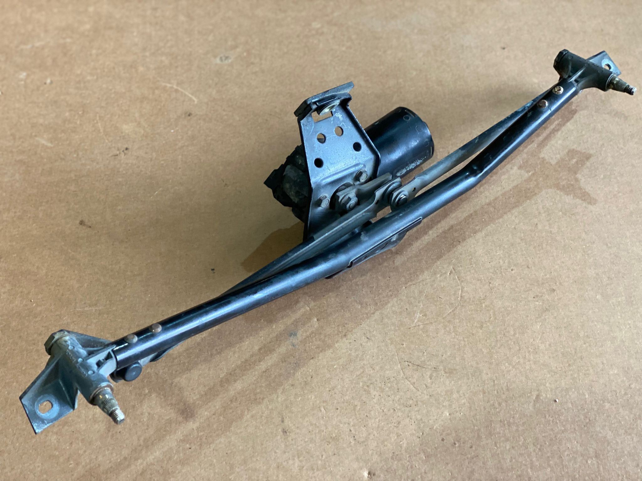Motor das Escovas do Parabrisas AUDI 80 (8C2, B4) | 91 - 95 Imagem-1
