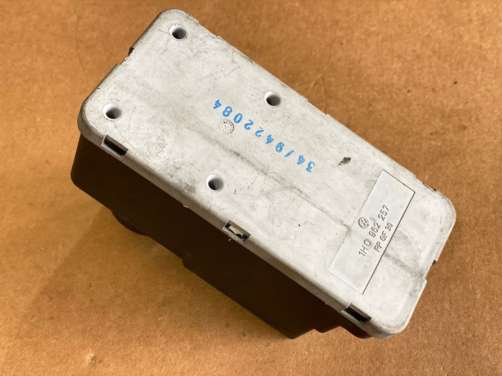 Módulo Fecho Central AUDI 80 (8C2, B4) | 91 - 95 Imagem-2