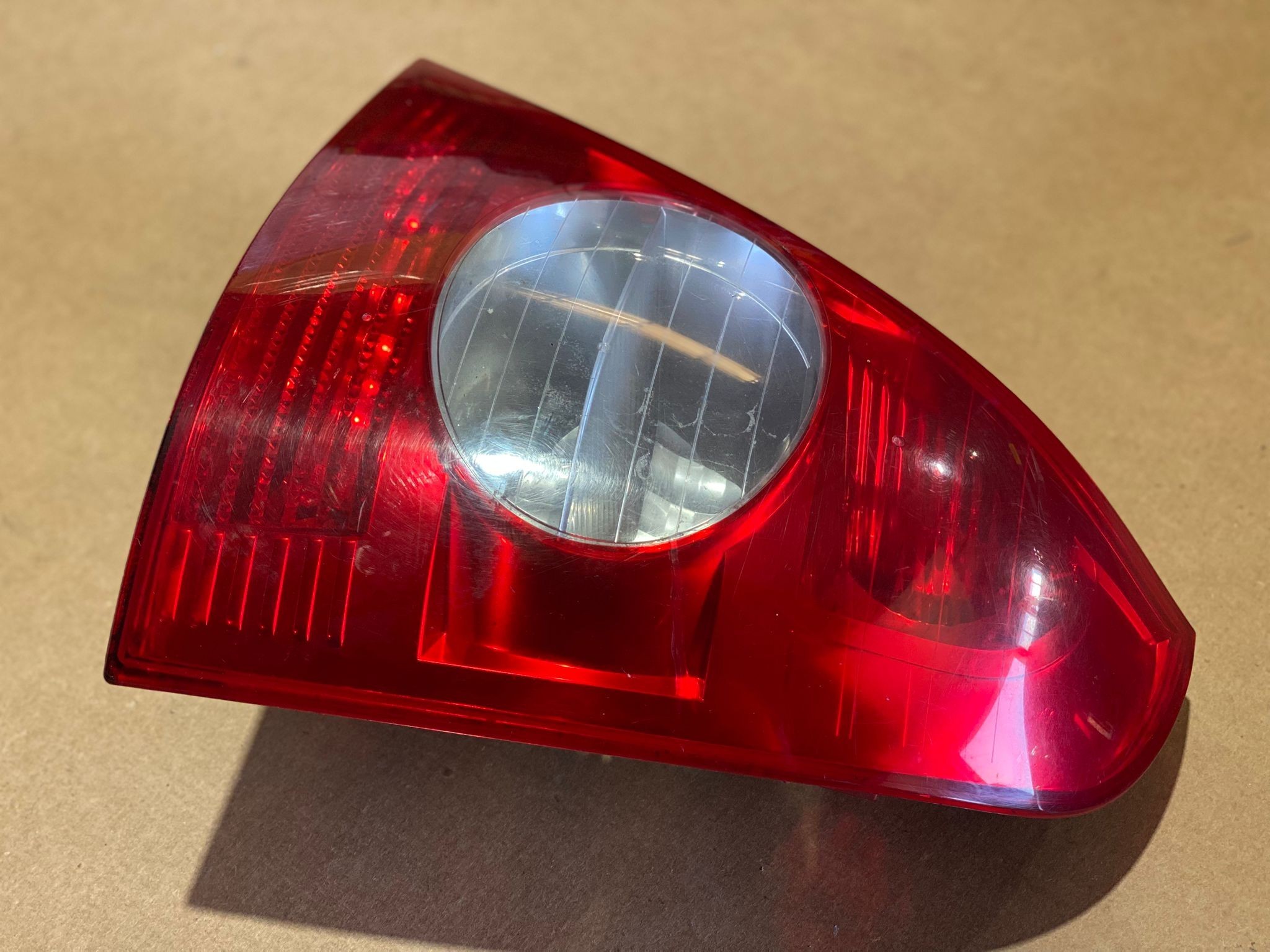 Right Tail Light  RENAULT CLIO II (BB_, CB_) | 98 -  Imagem-1