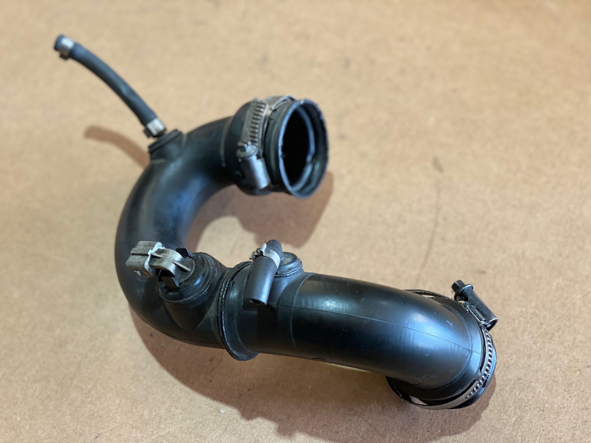 Tubo do Turbo RENAULT CLIO II (BB_, CB_) | 98 -  Imagem-1
