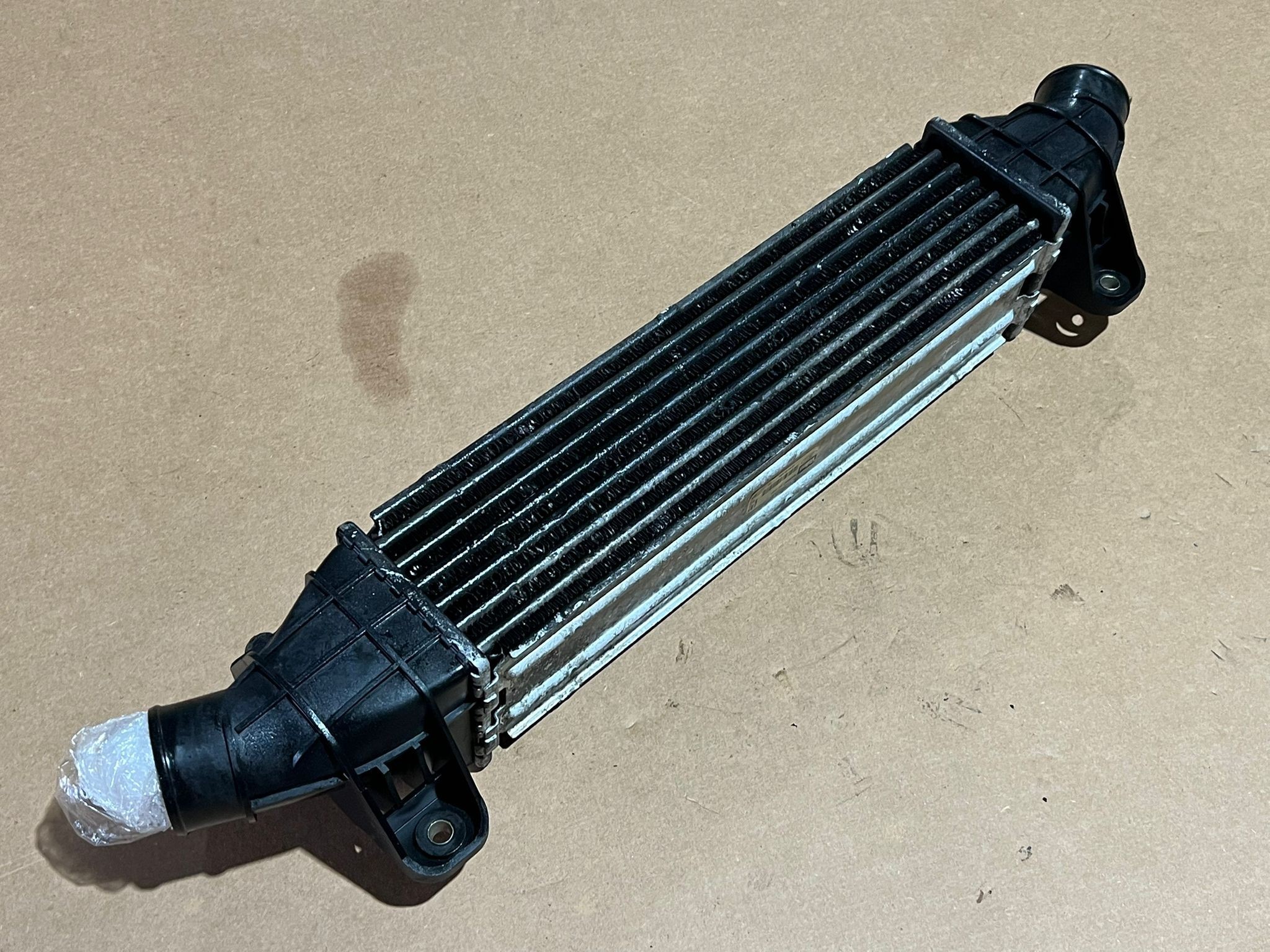 Intercooler Radiator FORD MONDEO III (B5Y) | 00 - 07 Imagem-1