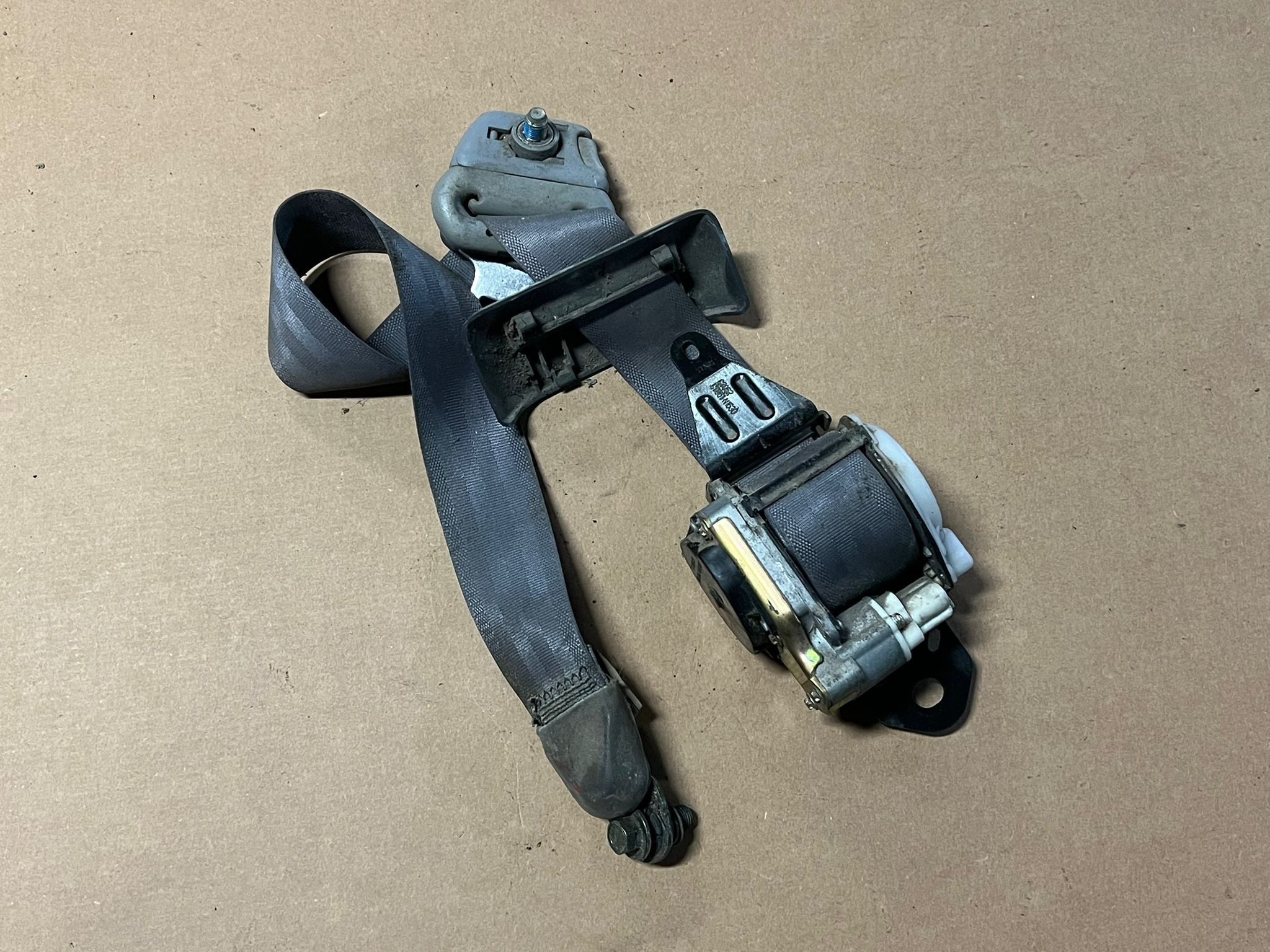 Cinto Frente Drt TOYOTA HIACE IV Caixa (__H1_, __H2_) | 95 - 12 Imagem-2