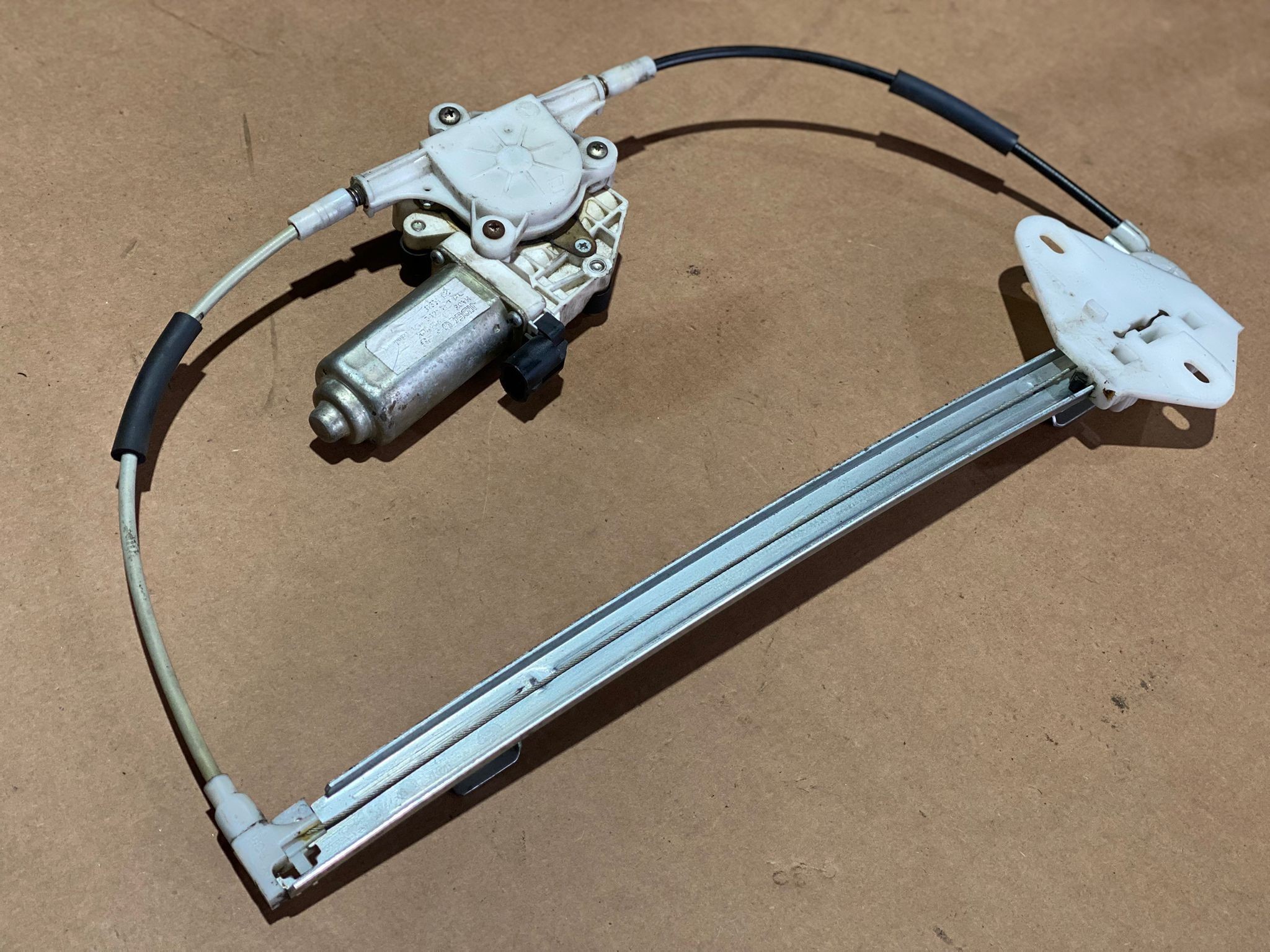 Elevador Trás Esq Electrico RENAULT MEGANE I Grandtour (KA0/1_) | 99 - 03 Imagem-1