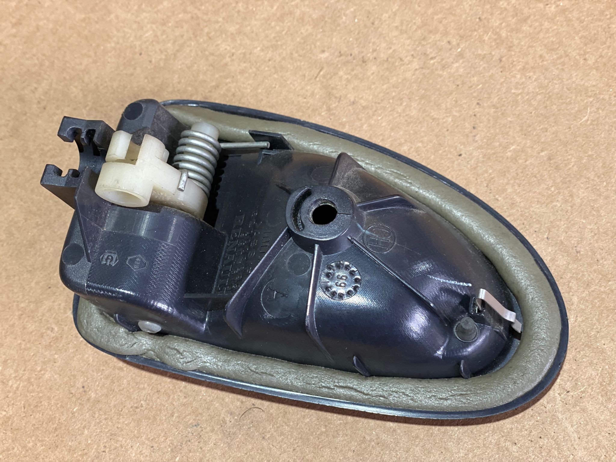 Puxador interior frt drt RENAULT MEGANE I Grandtour (KA0/1_) | 99 - 03 Imagem-1