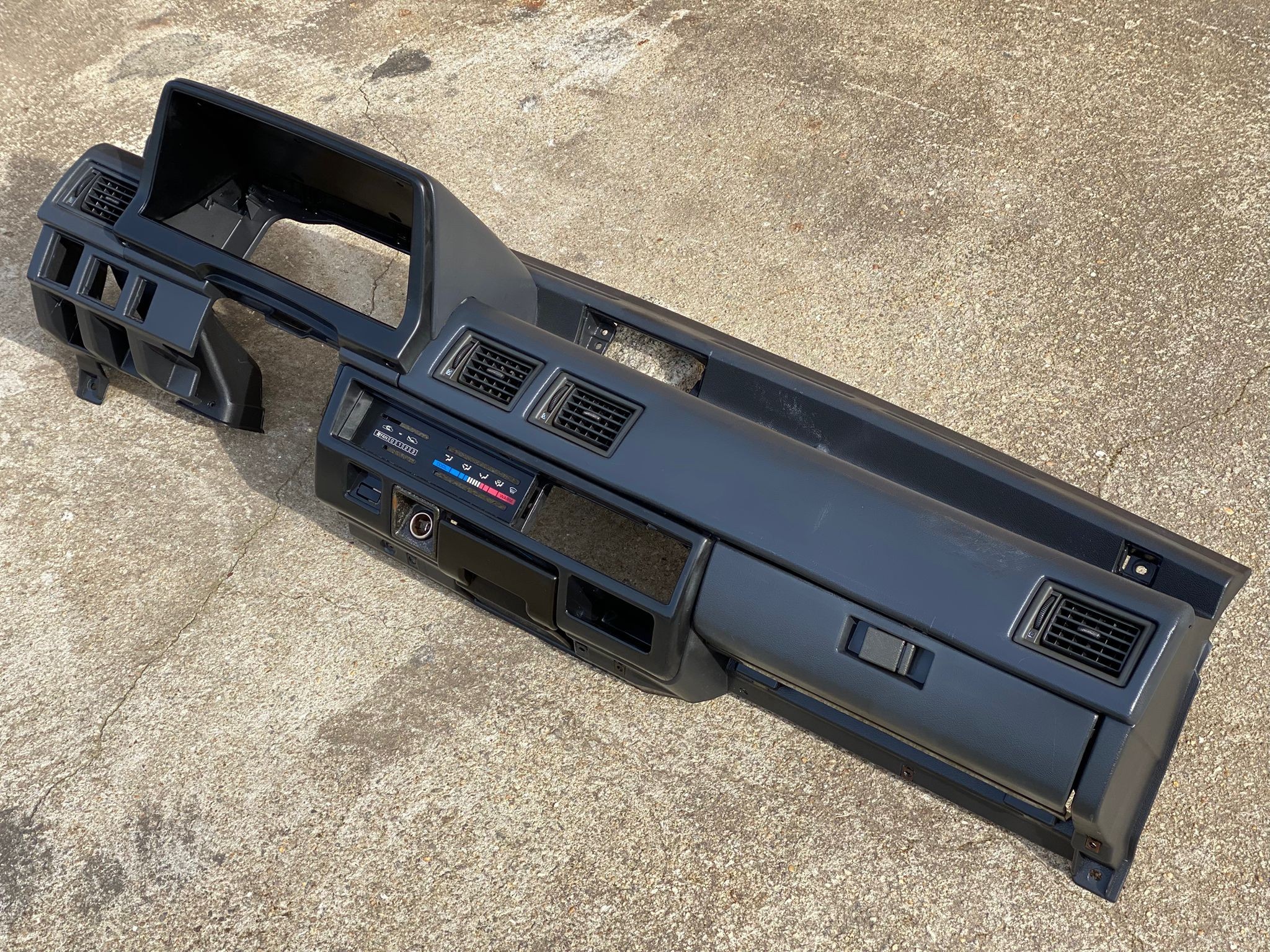 Tablier TOYOTA STARLET (_P7_) | 84 - 89 Imagem-1