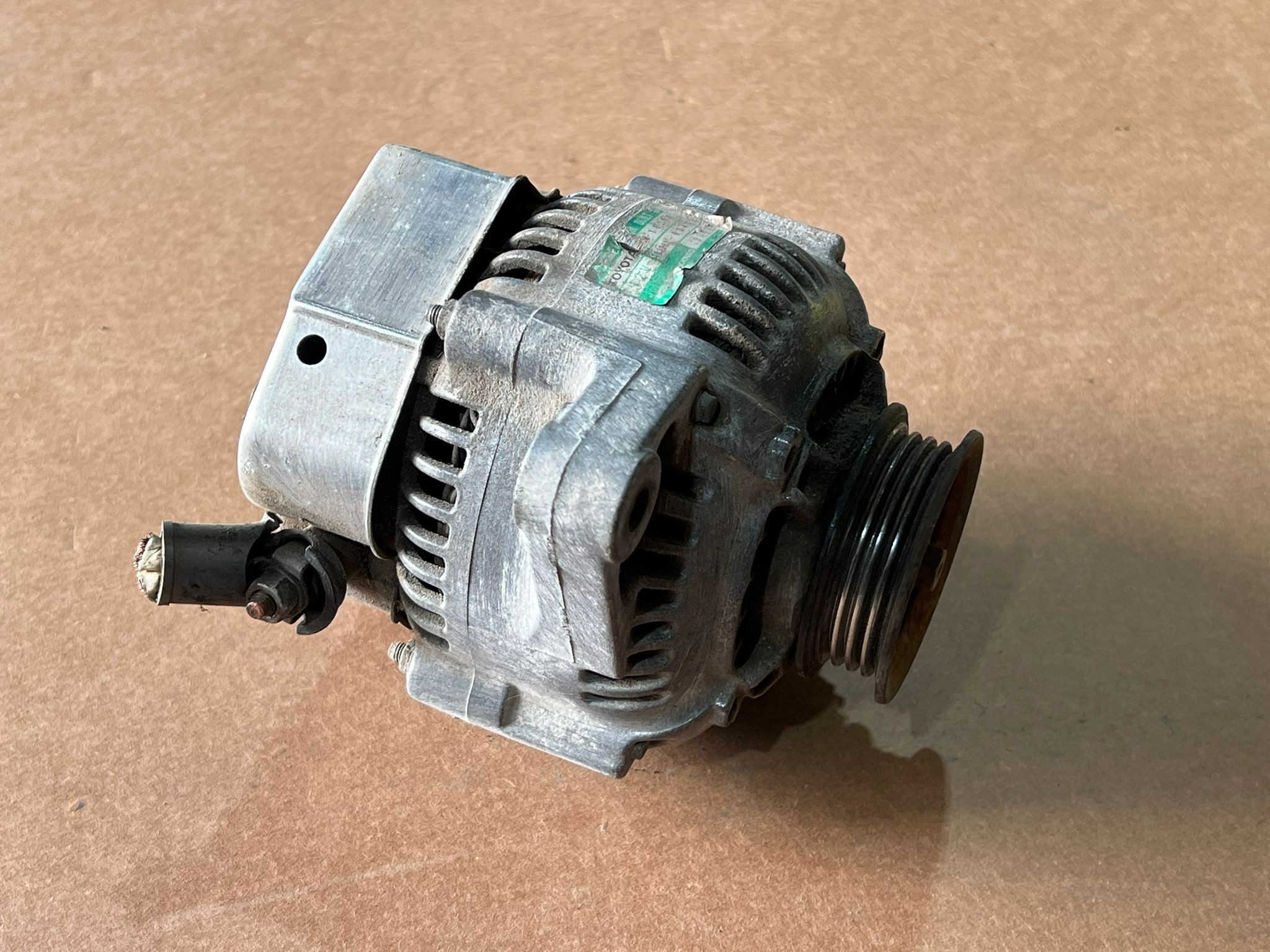 Alternador TOYOTA COROLLA (_E10_) | 91 - 99 Imagem-1