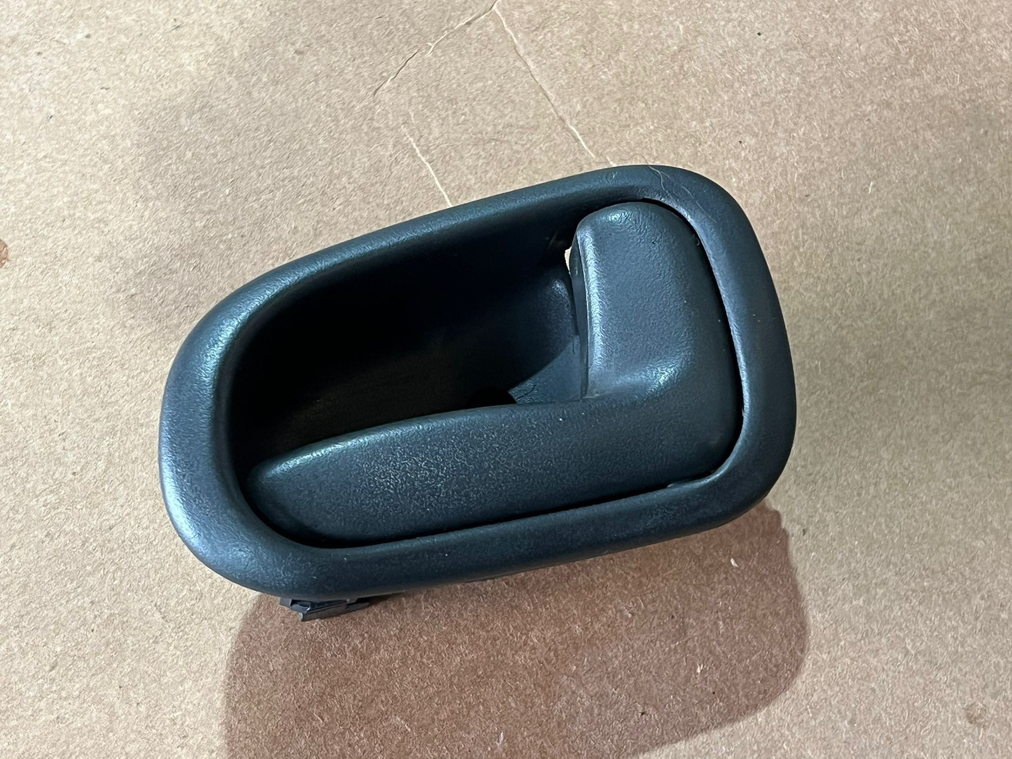 Puxador interior frt drt TOYOTA COROLLA (_E10_) | 91 - 99 Imagem-1