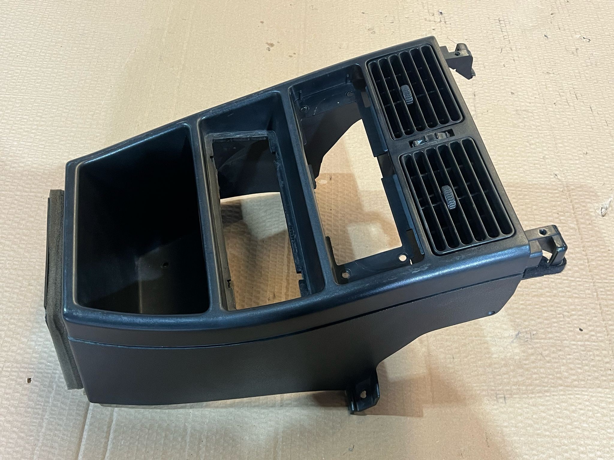 Consola do Tablier FIAT UNO (146_) | 83 - 06 Imagem-2