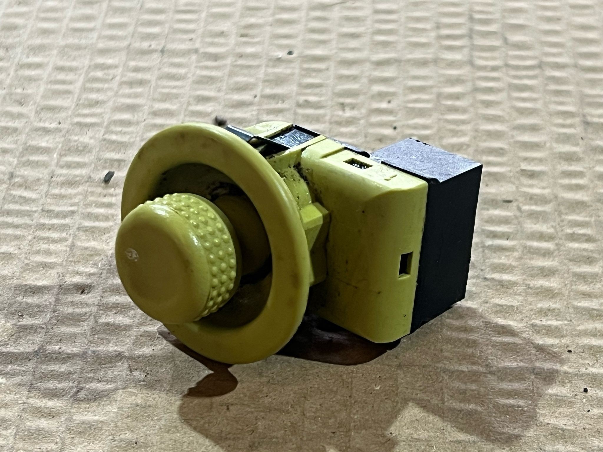Botão / Interruptor de Regular Retrovisores  RENAULT TWINGO I (C06_) | 93 - 12 Imagem-1