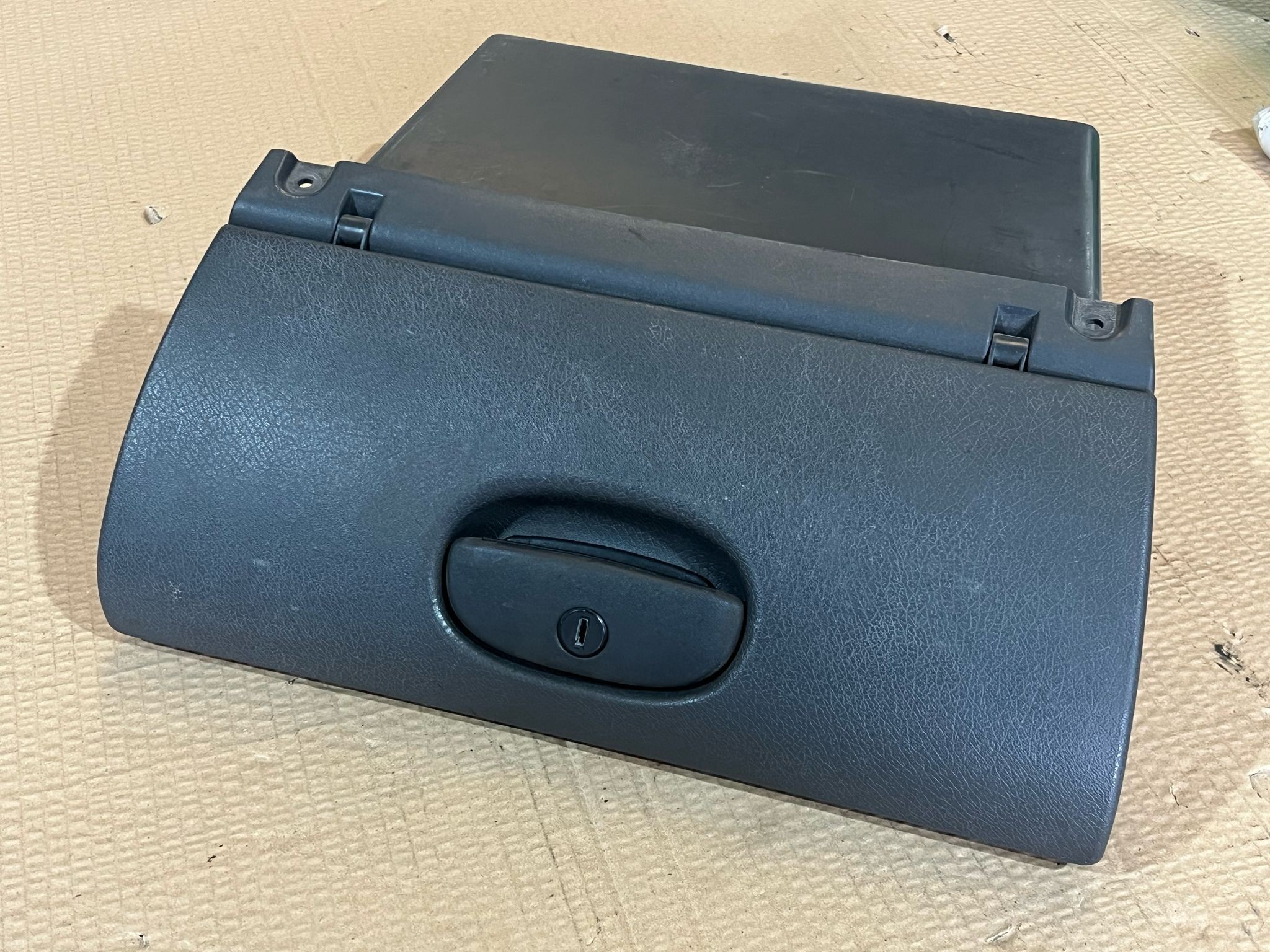 Porta Luvas OPEL CORSA B (S93) | 93 - 02 Imagem-1