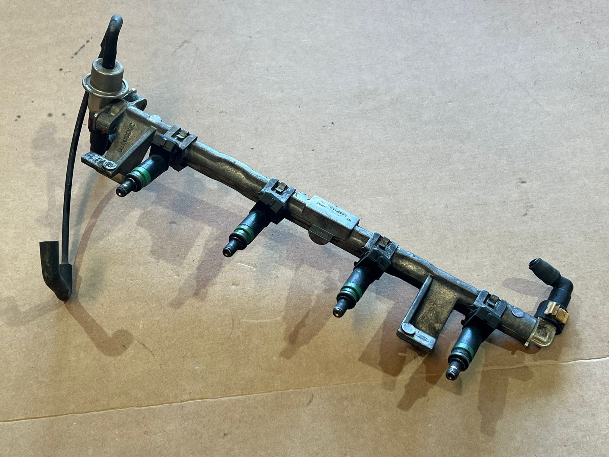 Regua Injeçao FORD - ID S_44991