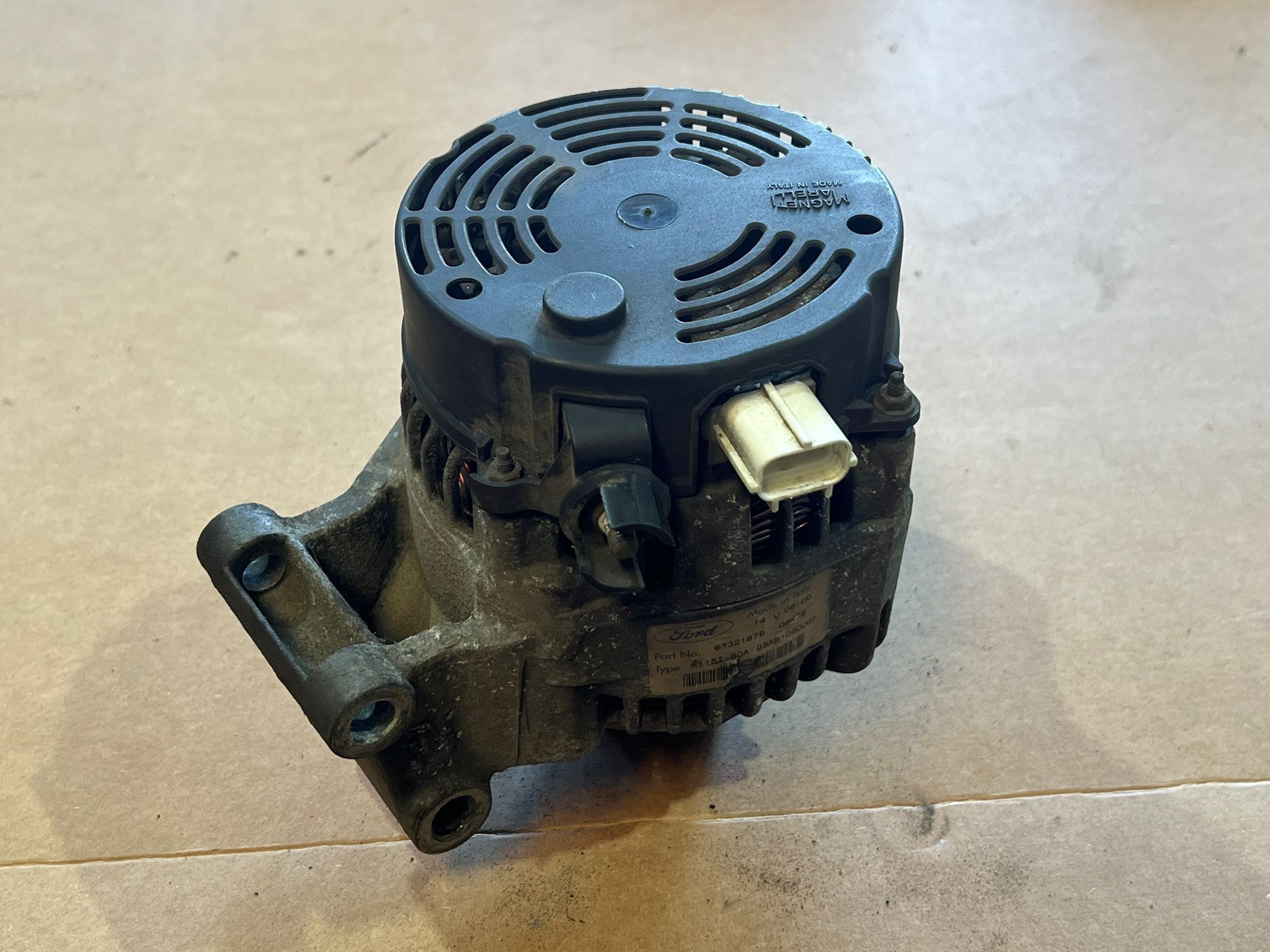 Alternador FORD FOCUS Turnier (DNW) | 99 - 07 Imagem-3