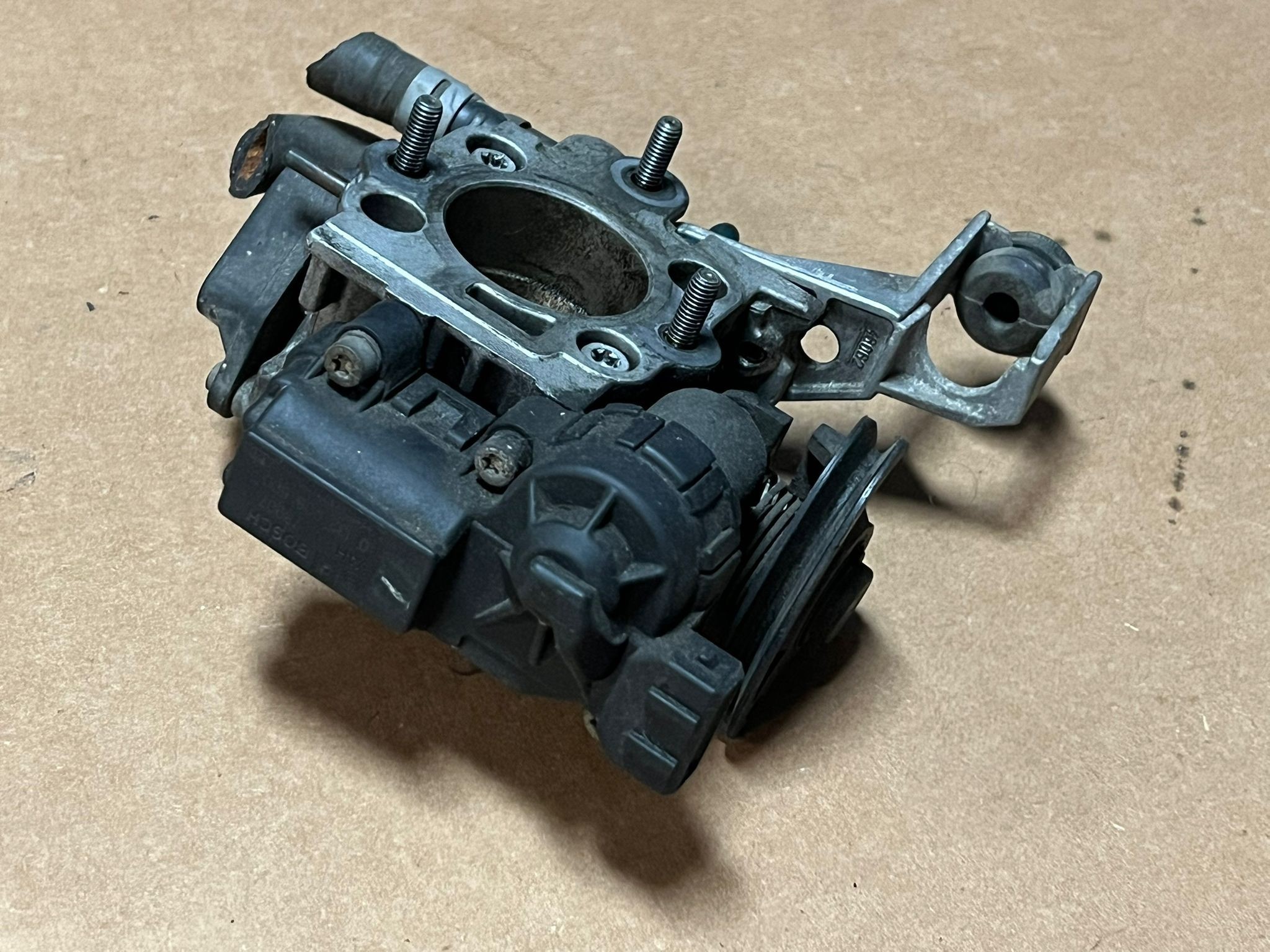 Borboleta de admissão OPEL CORSA B (S93) | 93 - 02 Imagem-1