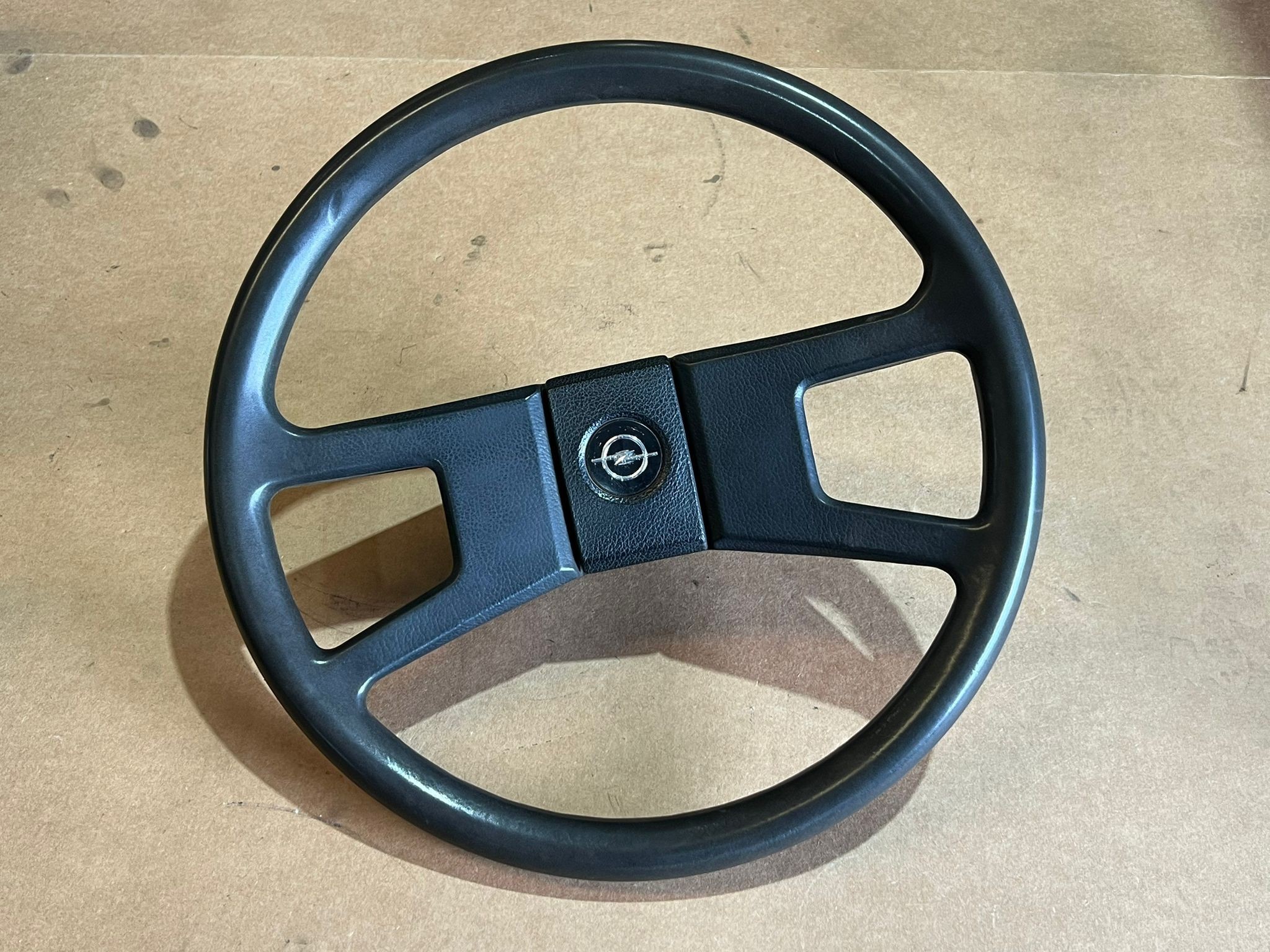 Volante OPEL - ID S_45010