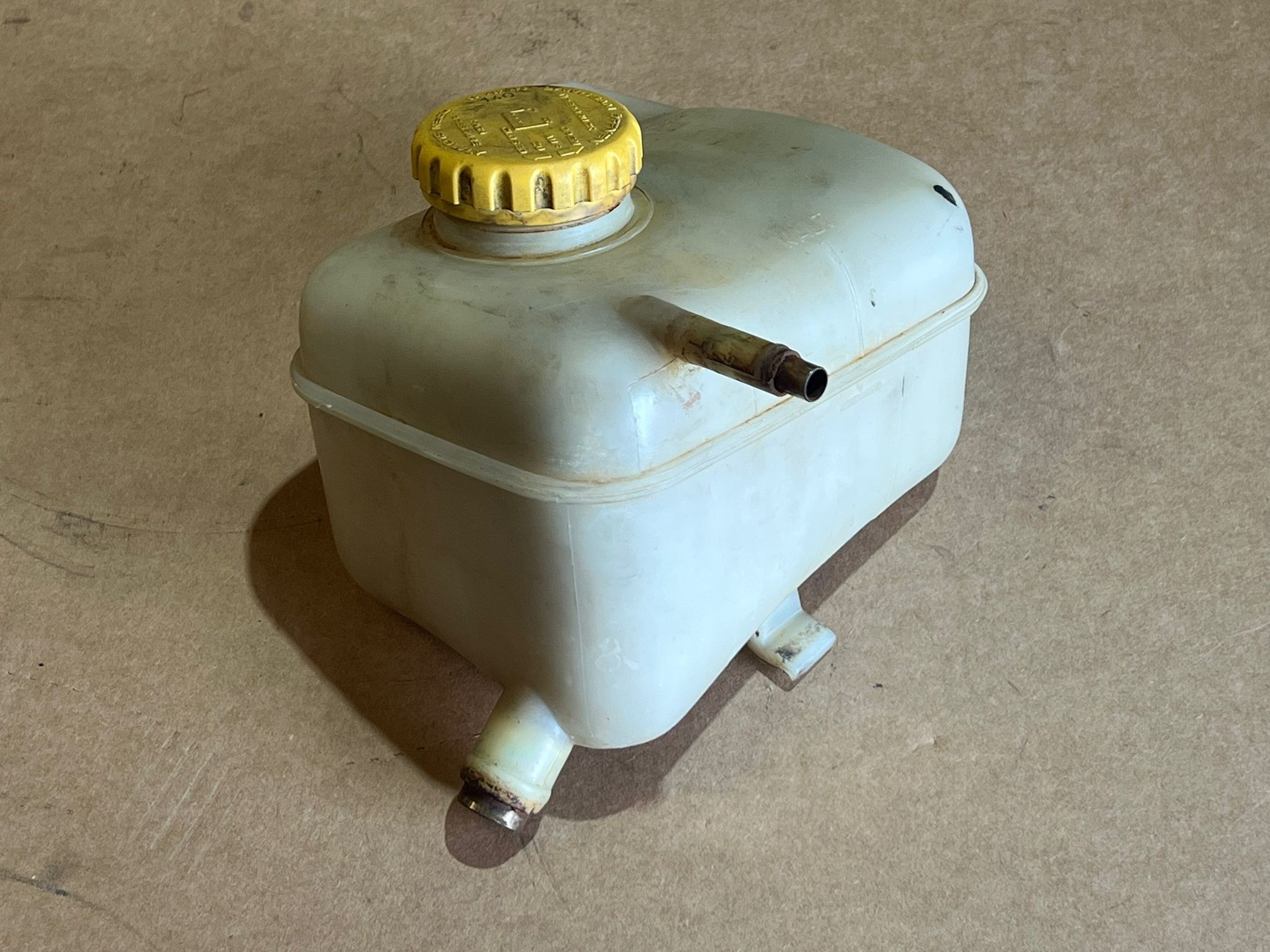 Depósito / Vaso de Água OPEL CORSA A Hatchback (S83) | 82 - 93 Imagem-1