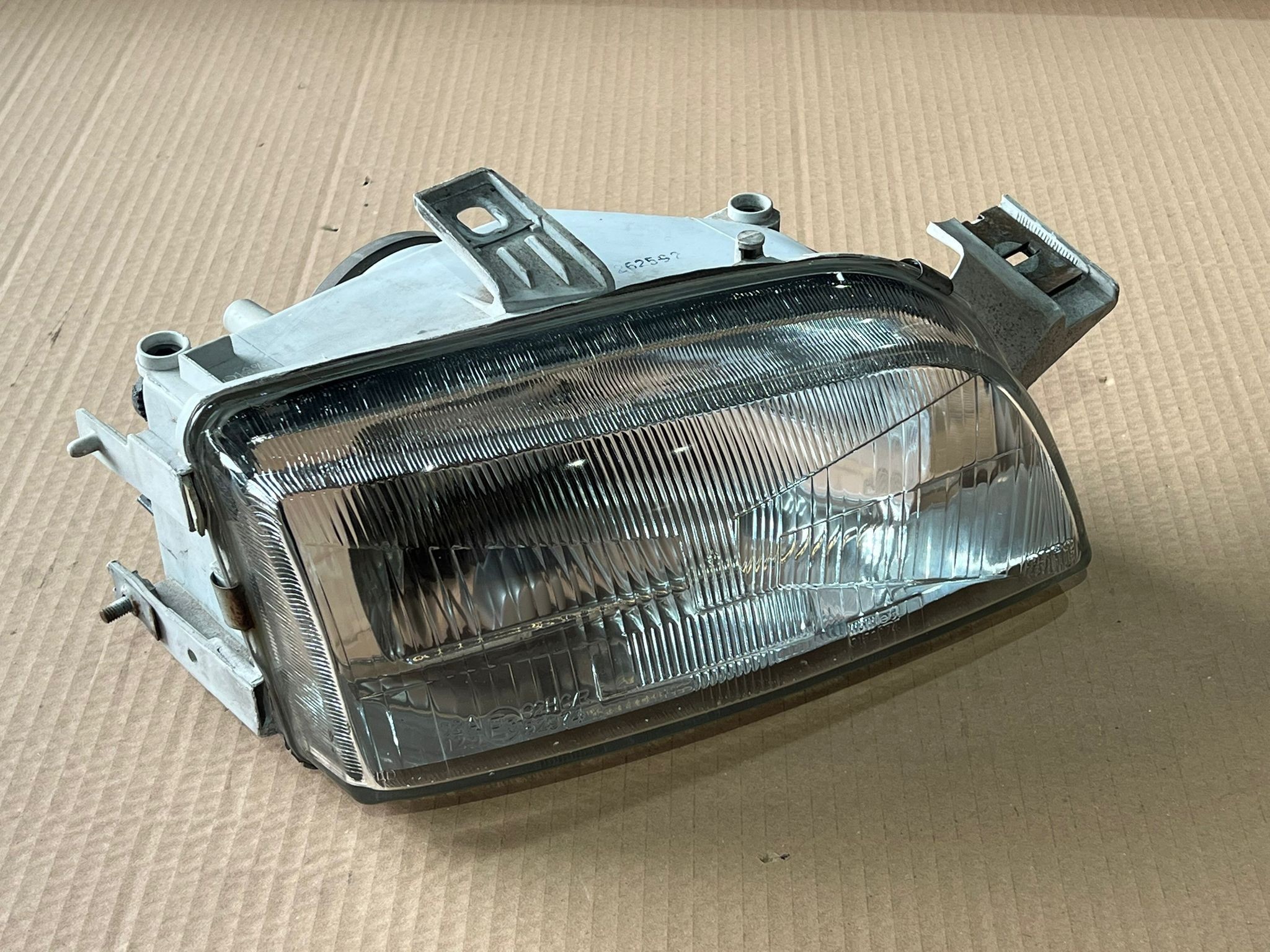 Right Headlight  FIAT PUNTO (176_) | 93 - 99 Imagem-1