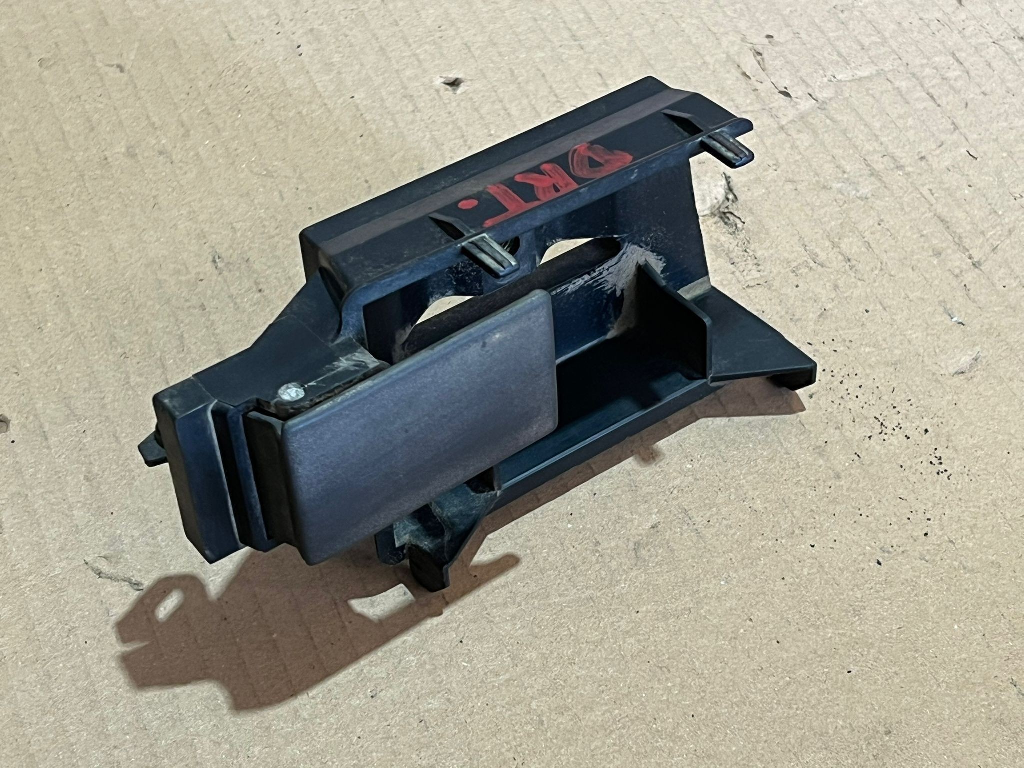 Puxador interior frt drt RENAULT SUPER 5 (B/C40_) | 84 - 96 Imagem-1