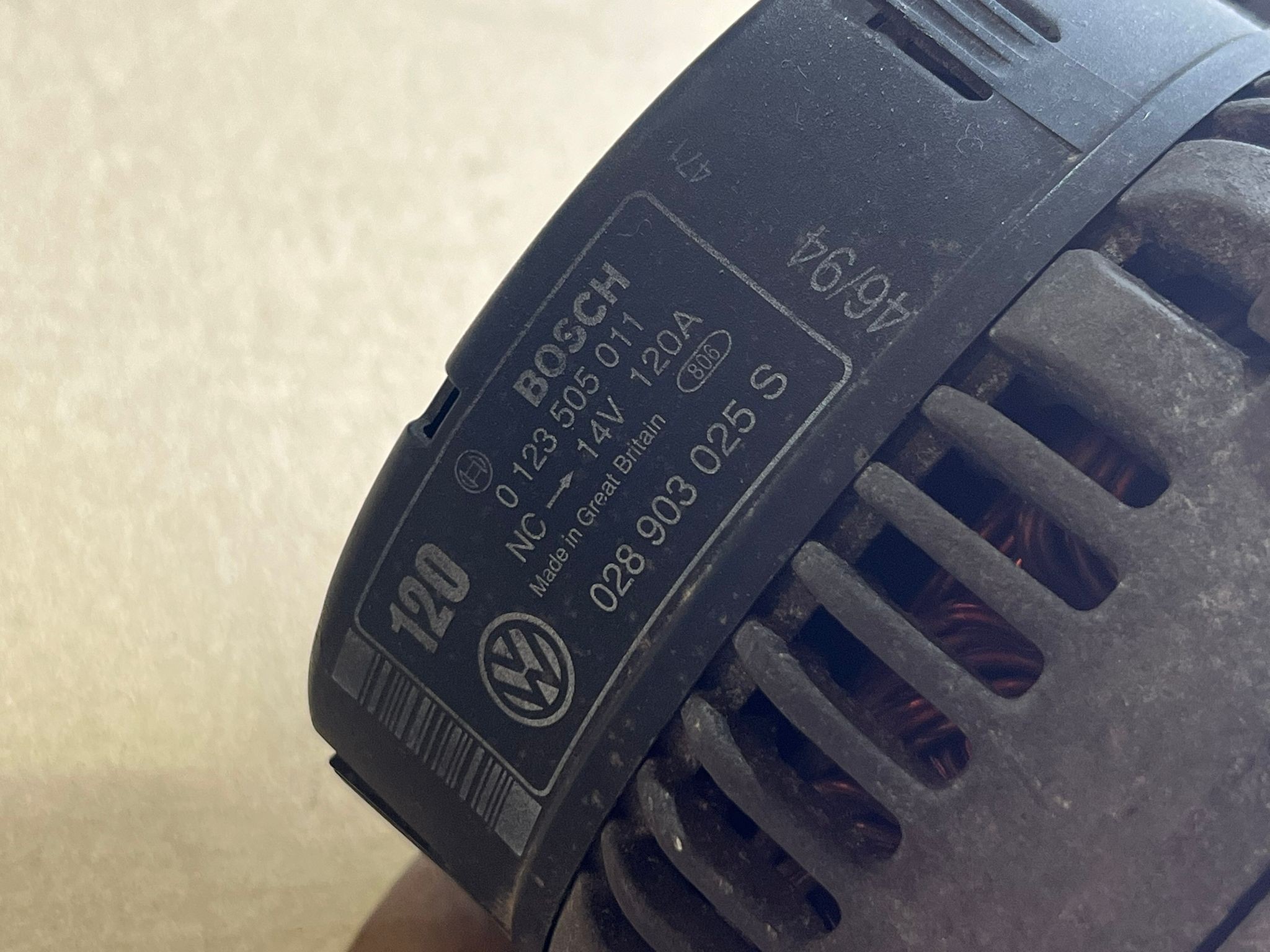 Alternator VOLKSWAGEN PASSAT (3B2) | 96 - 01 Imagem-2