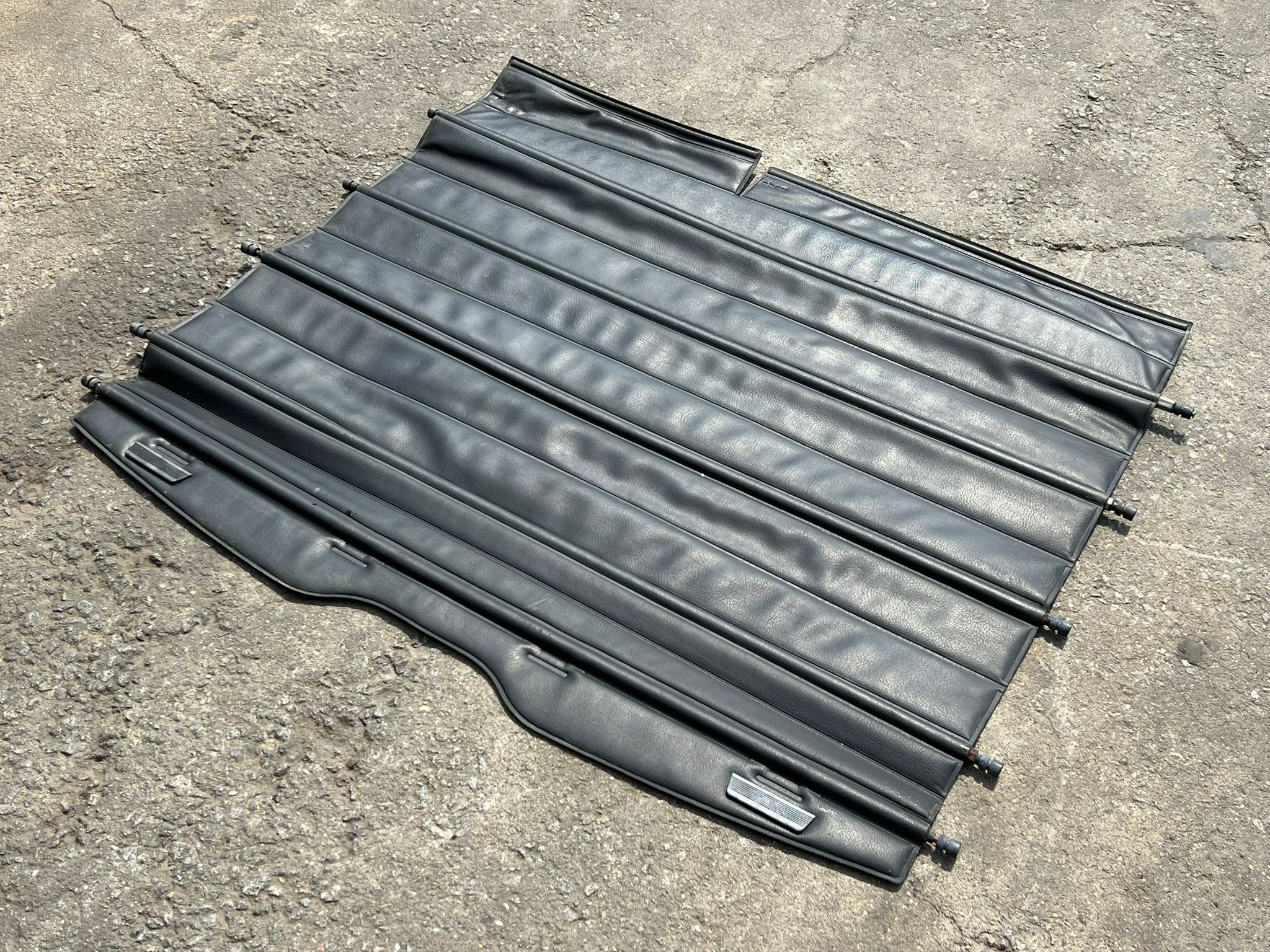 Chapeleira / Tampo da Mala VOLKSWAGEN PASSAT (3B2) | 96 - 01 Imagem-2