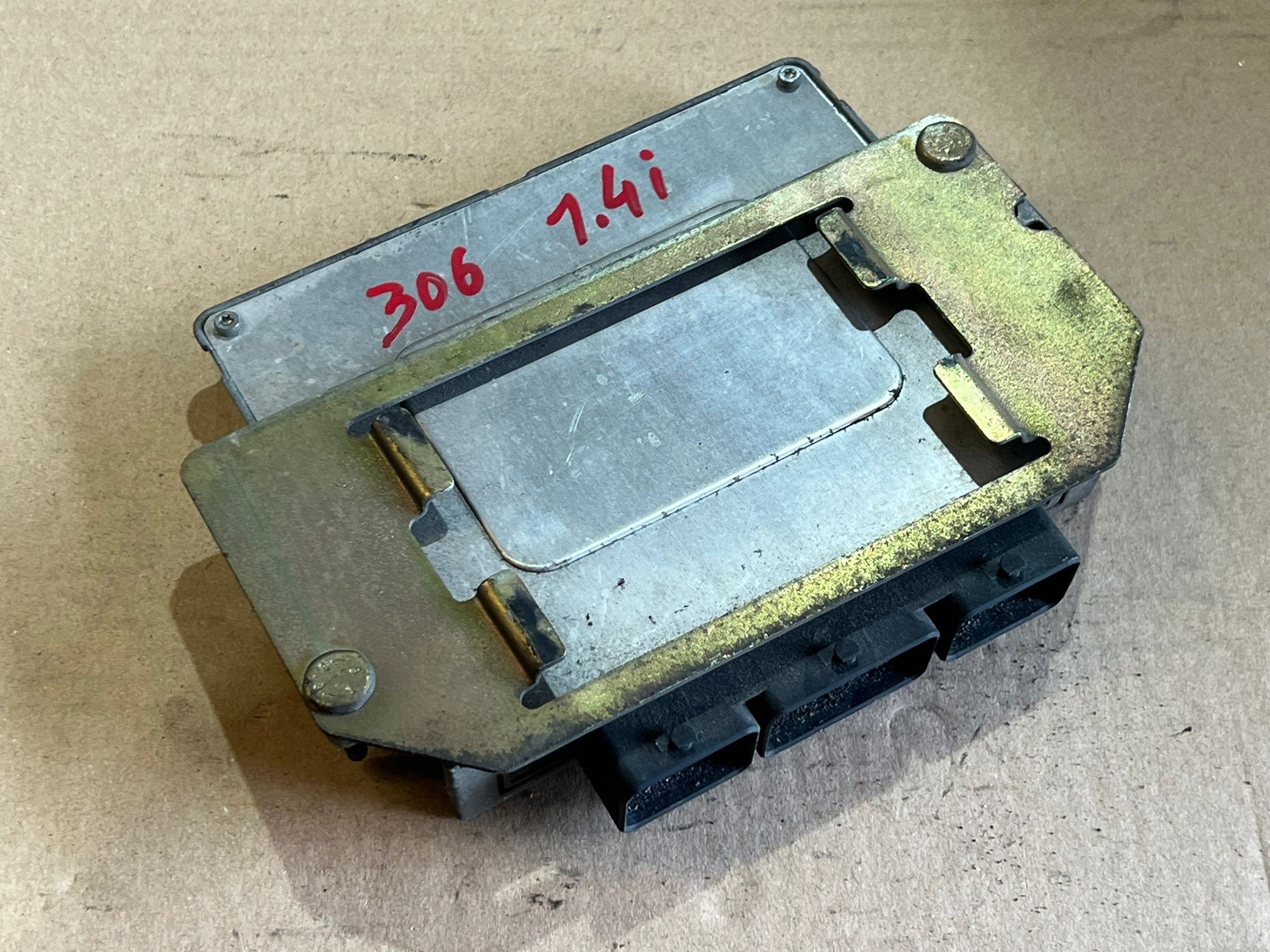 Centralina do Motor PEUGEOT 306 (7B, N3, N5) | 93 - 03 Imagem-2