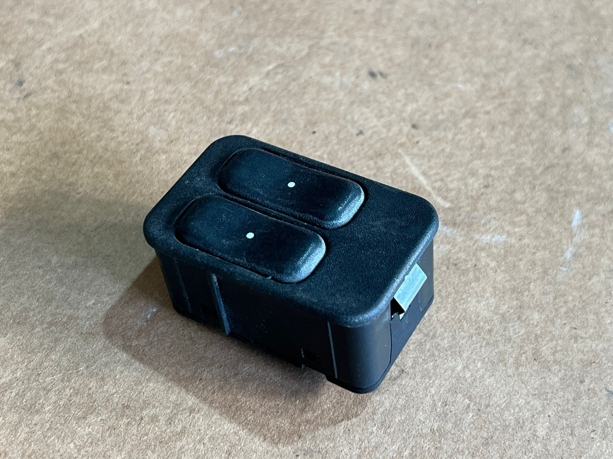 Comutador / Interruptores Elevadores dos Vidros OPEL CORSA C (X01) | 00 - 09 Imagem-2