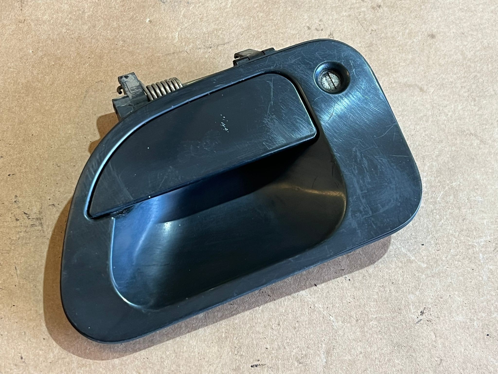 Puxador Exterior Frt Esq MITSUBISHI SPACE GEAR | 95 -02 Imagem-1